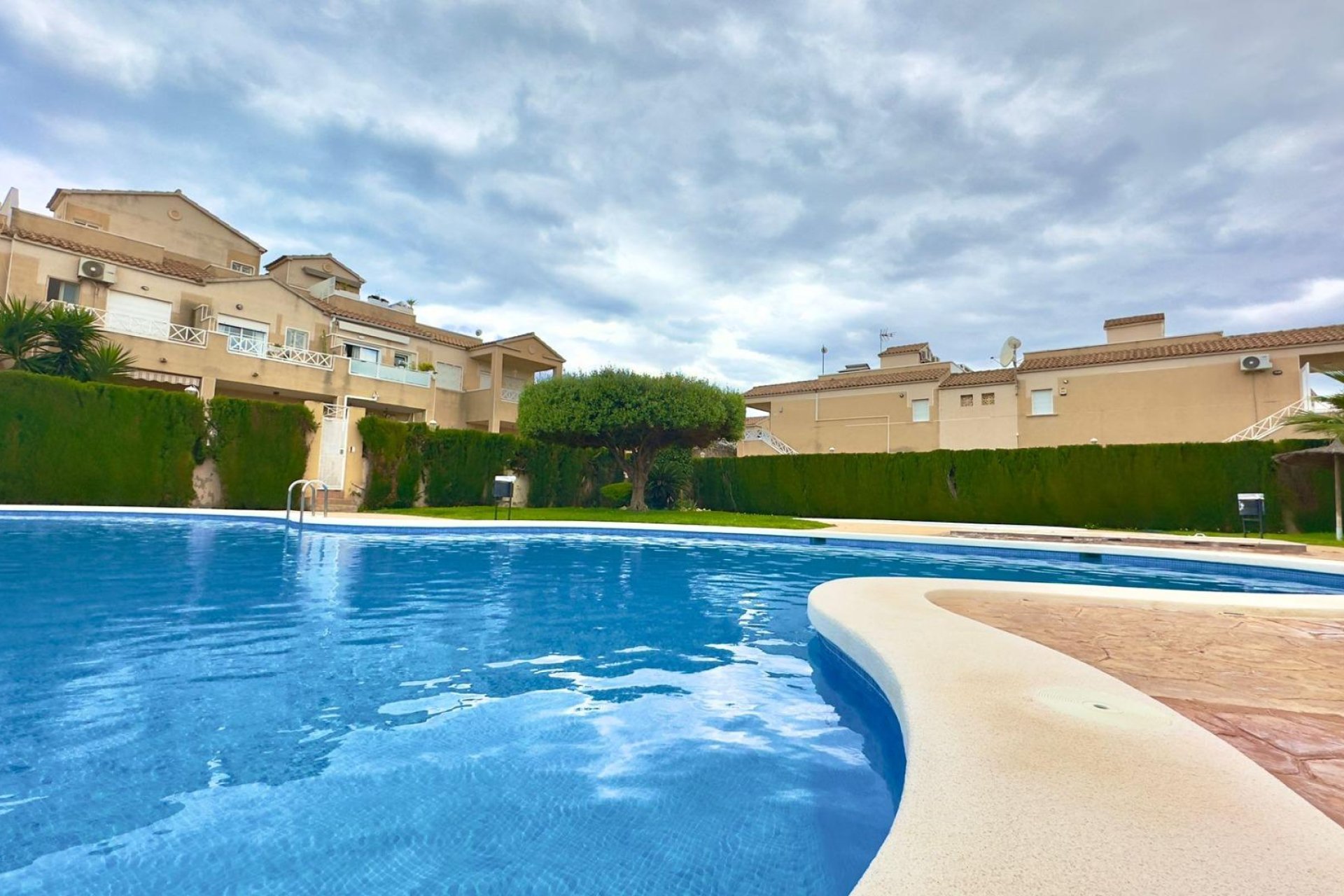 Wiederverkauf - Bungalow -
Torrevieja - Centro