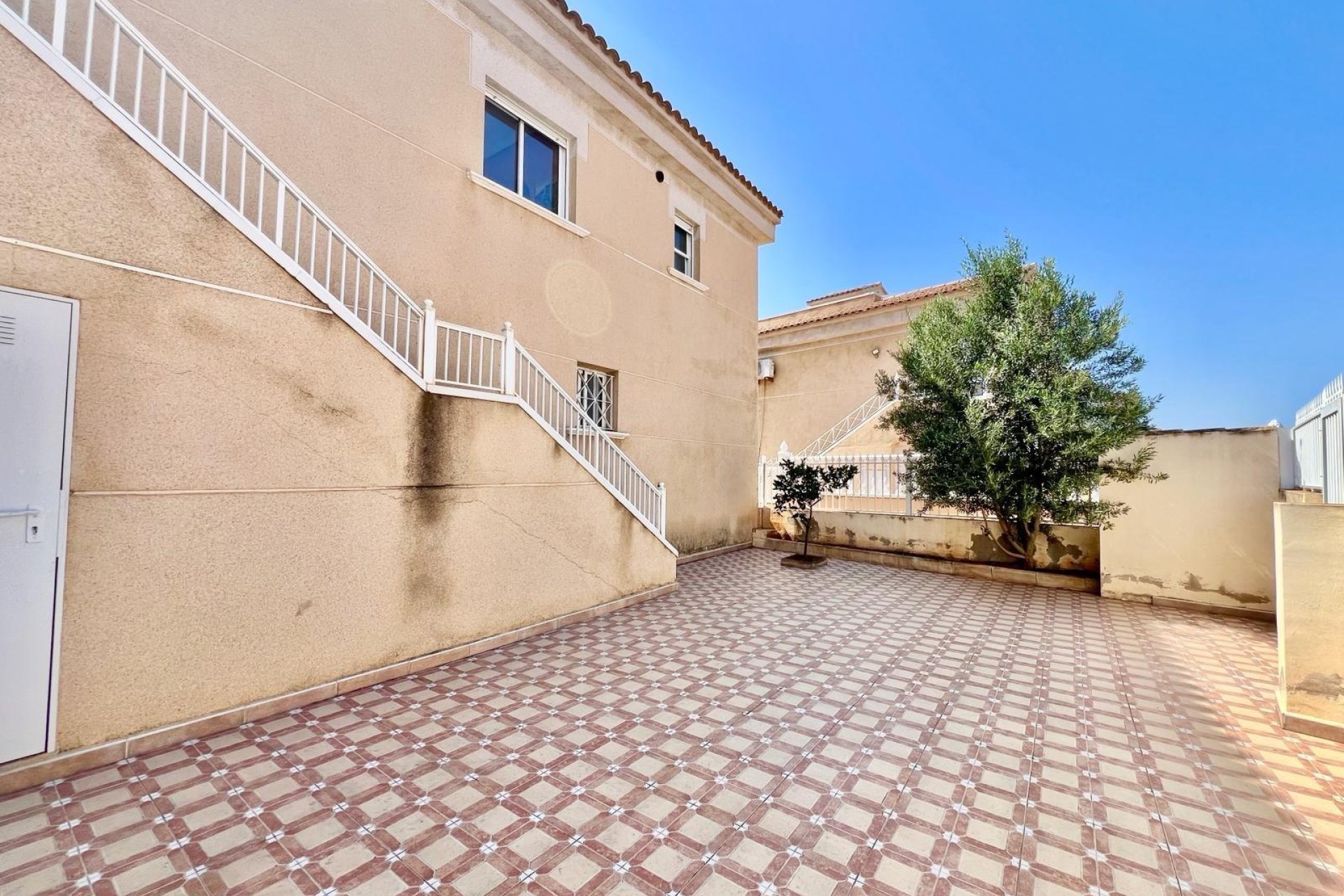 Wiederverkauf - Bungalow -
Torrevieja - Centro