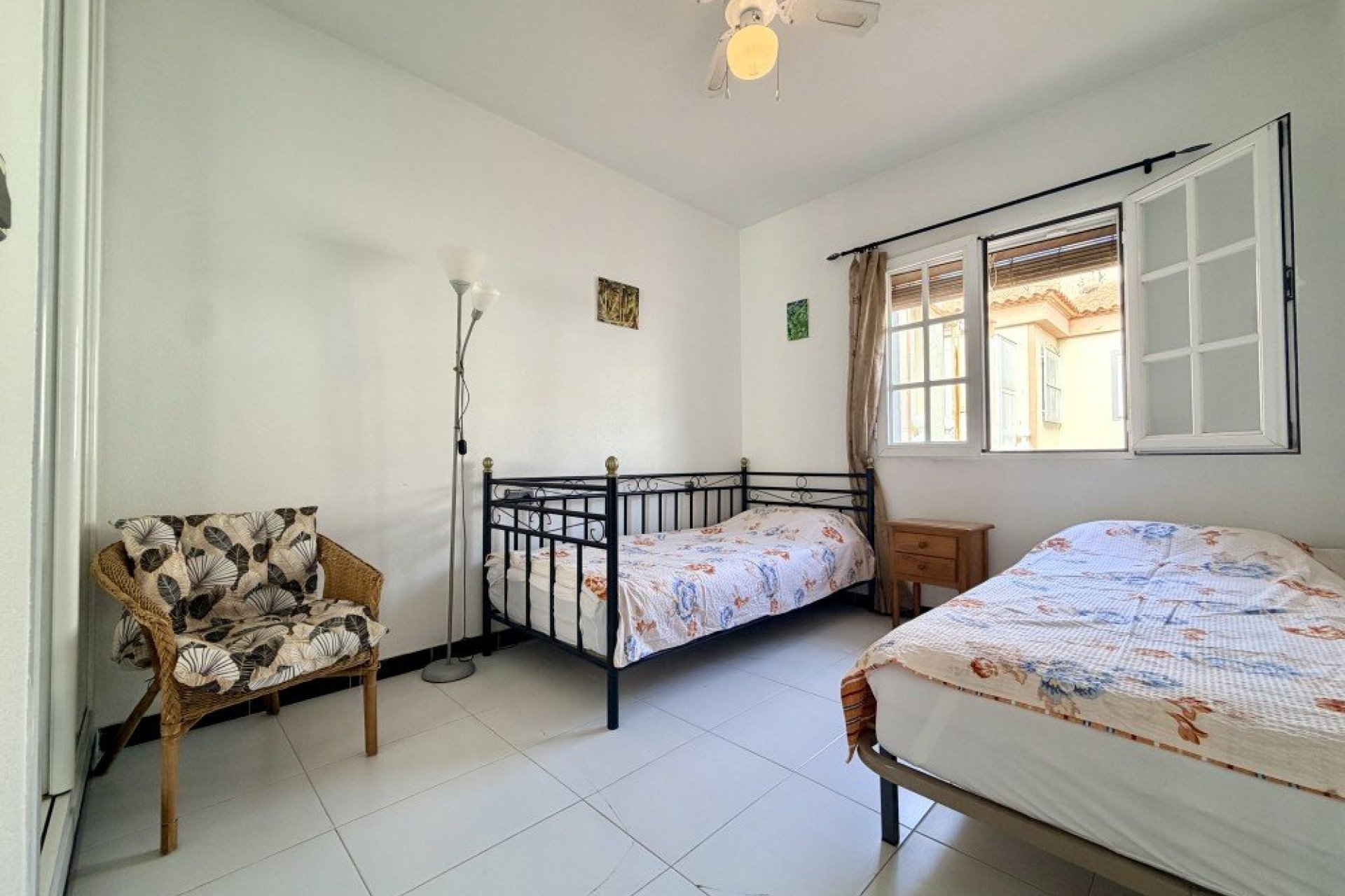 Wiederverkauf - Bungalow -
Torrevieja - Costa Blanca