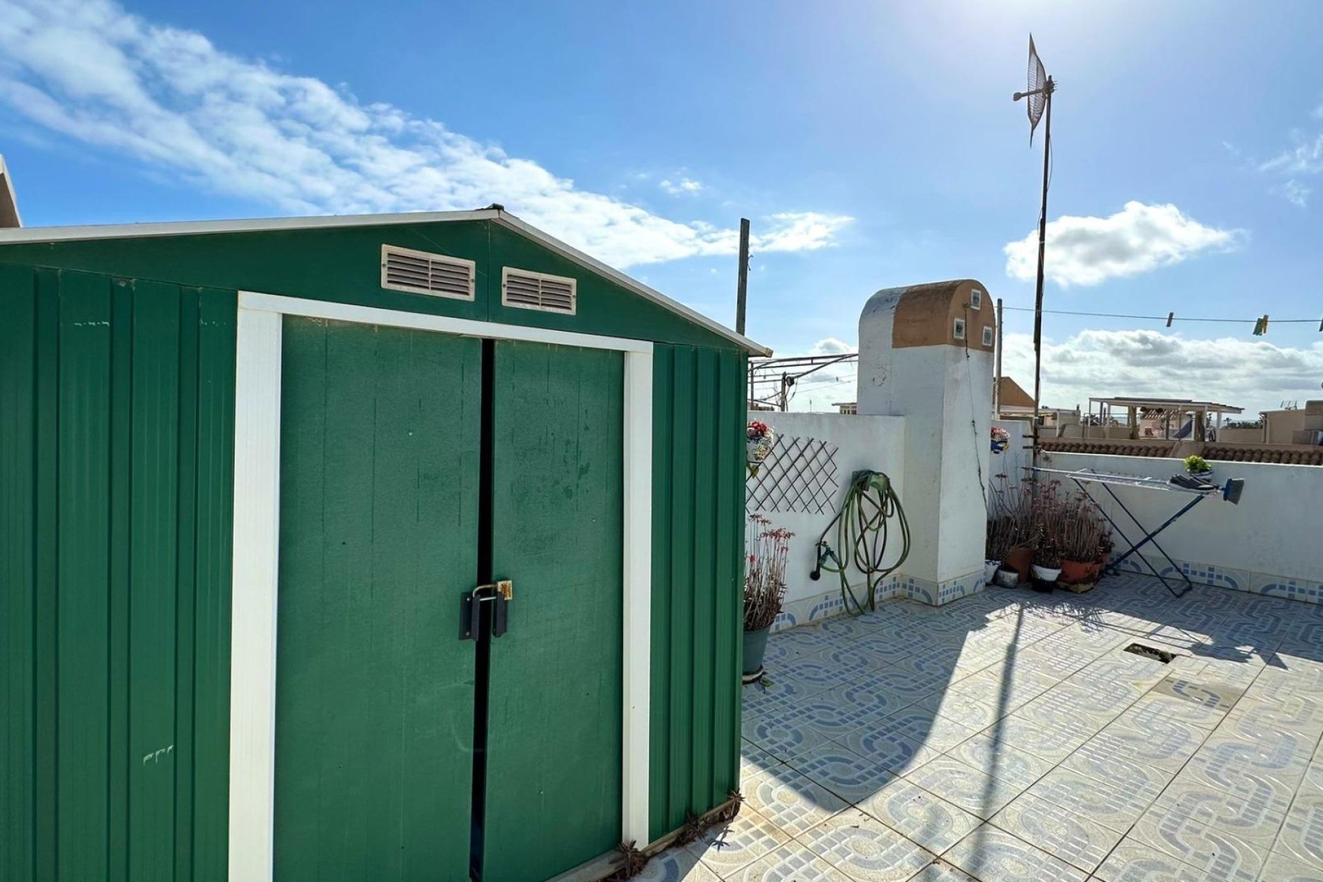 Wiederverkauf - Bungalow -
Torrevieja - El Limonar