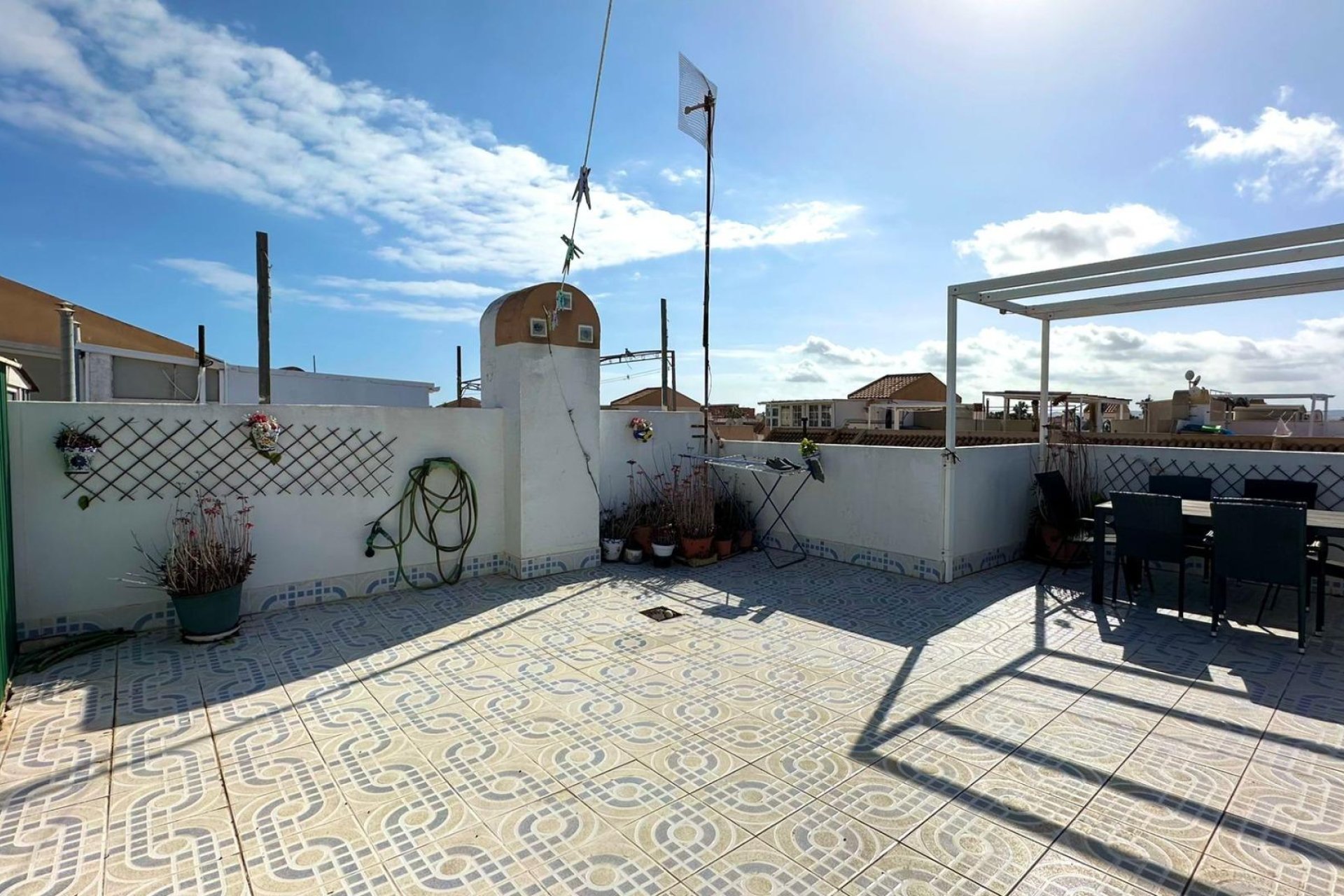 Wiederverkauf - Bungalow -
Torrevieja - El Limonar