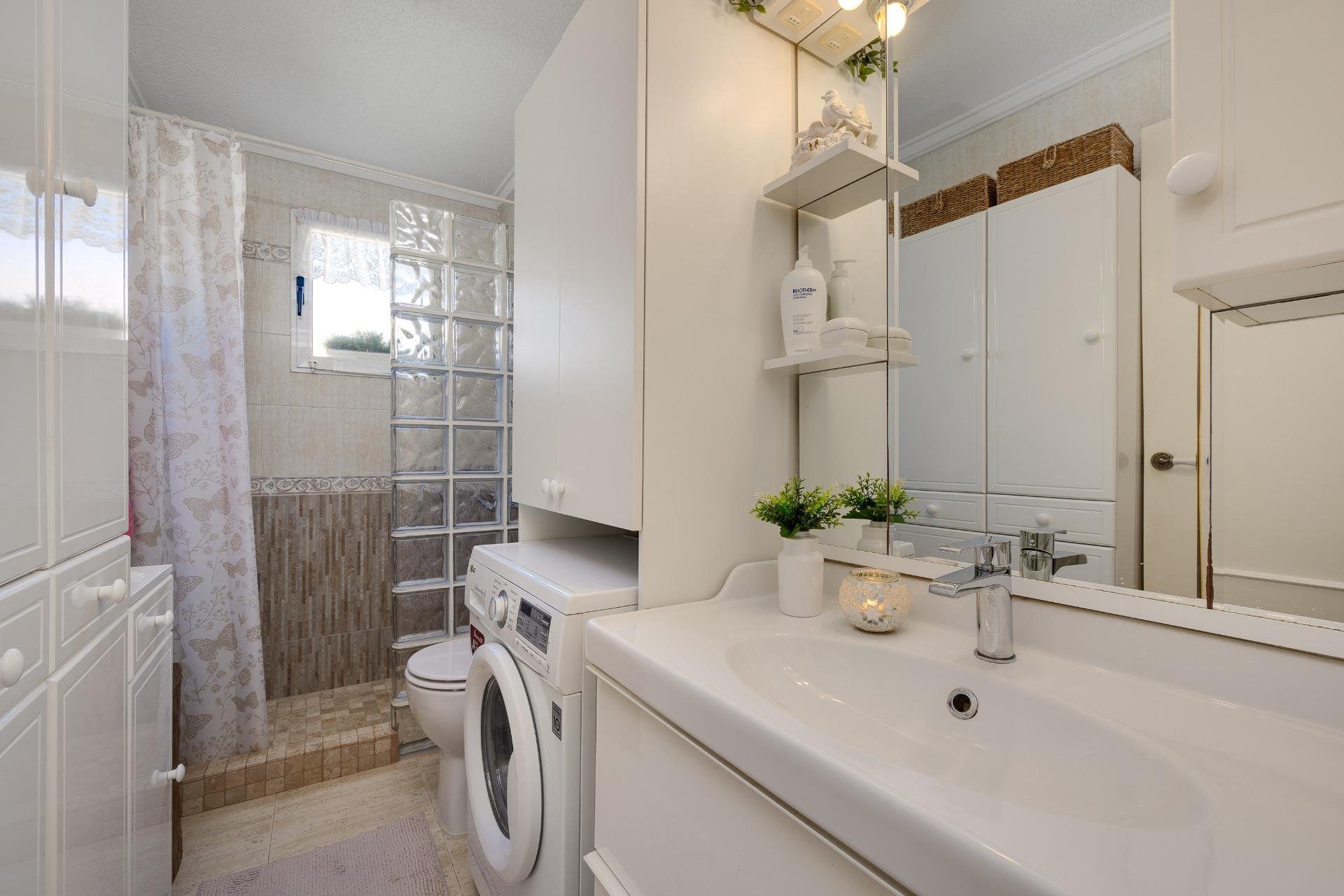 Wiederverkauf - Bungalow -
Torrevieja - El Molino