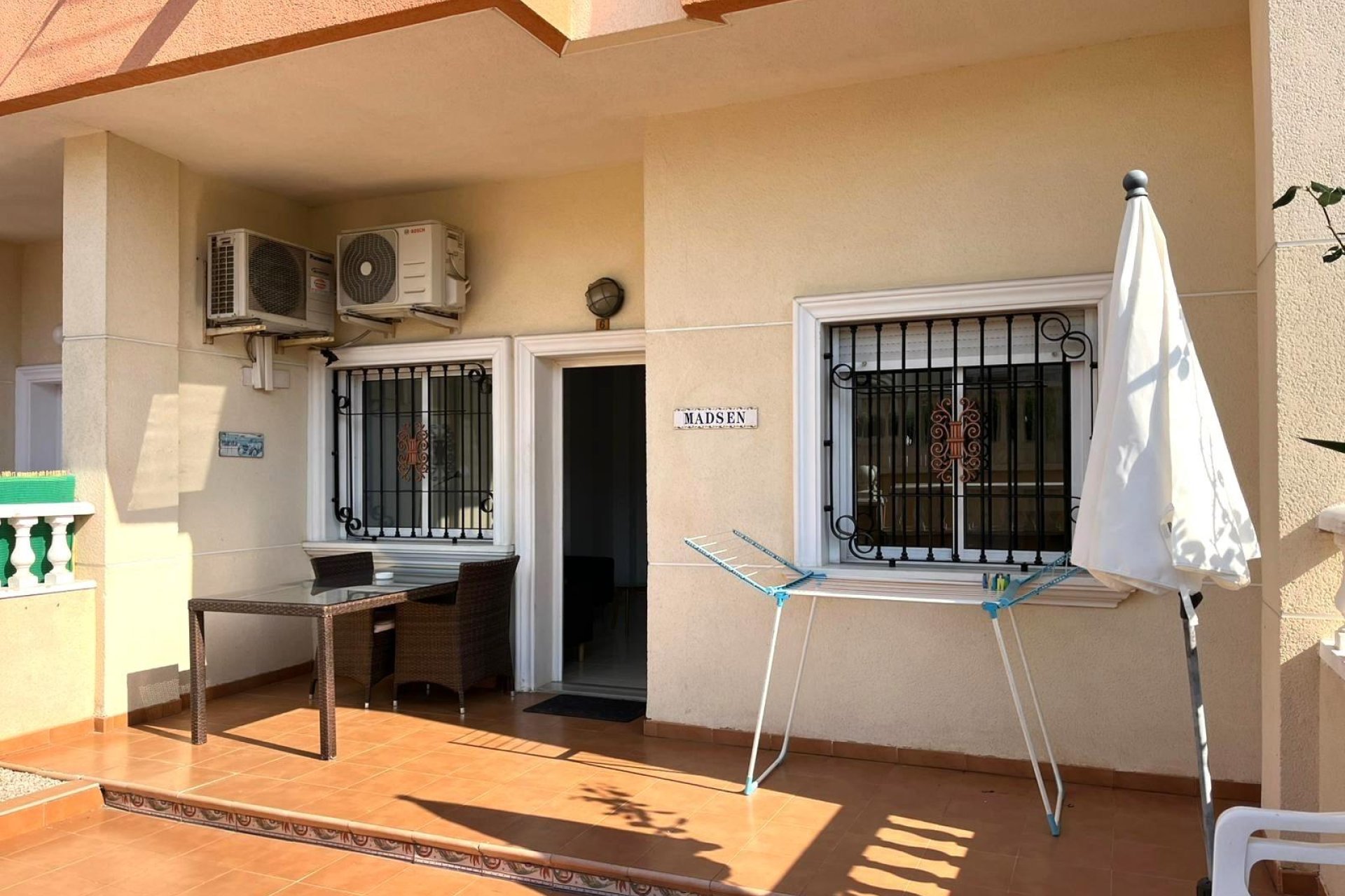 Wiederverkauf - Bungalow -
Torrevieja - Estacion De Autobuses