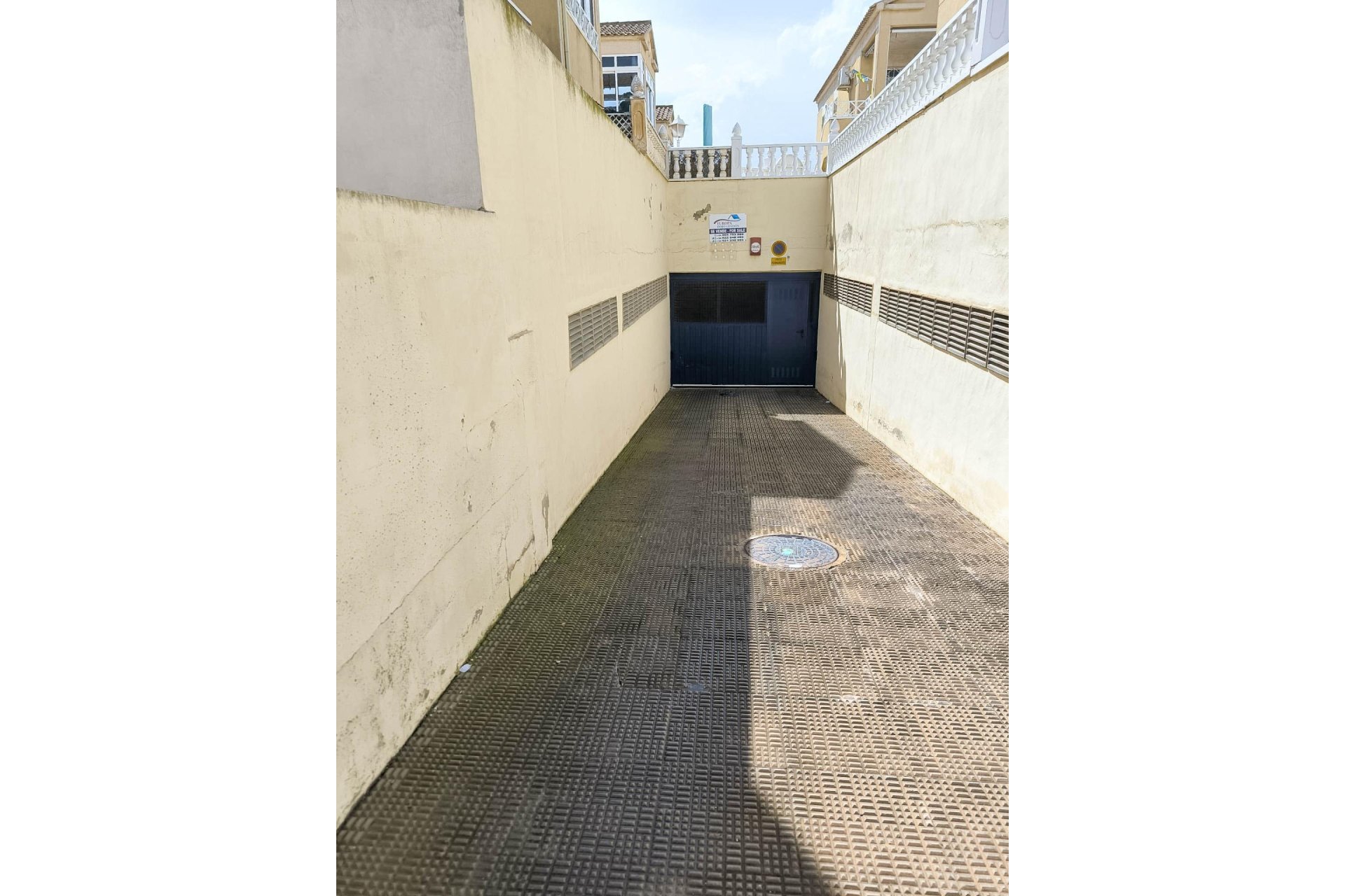 Wiederverkauf - Bungalow -
Torrevieja - Parque Acuático - Sector 25