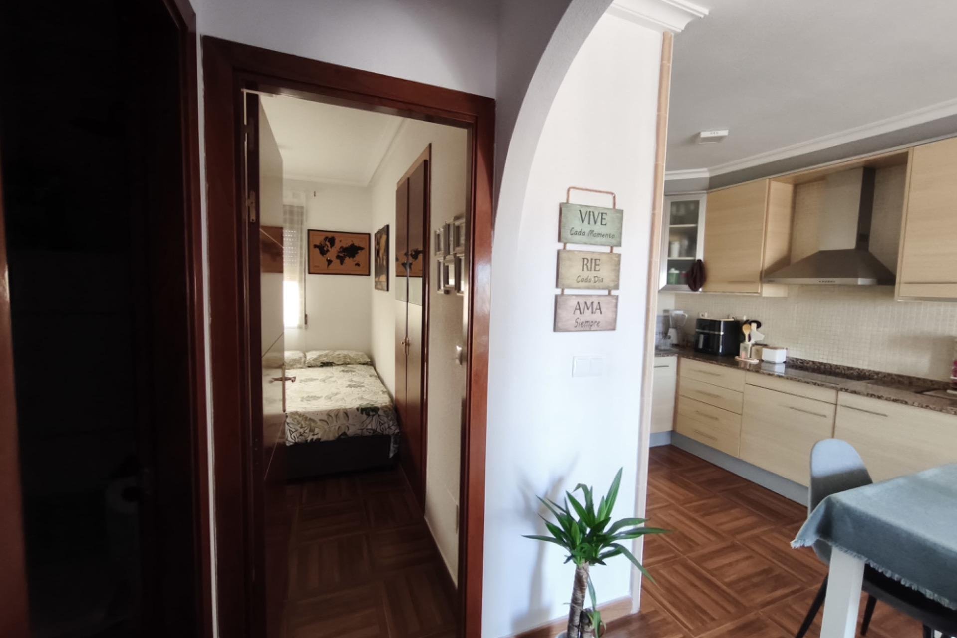 Wiederverkauf - Bungalow -
Torrevieja - Parque Acuático - Sector 25