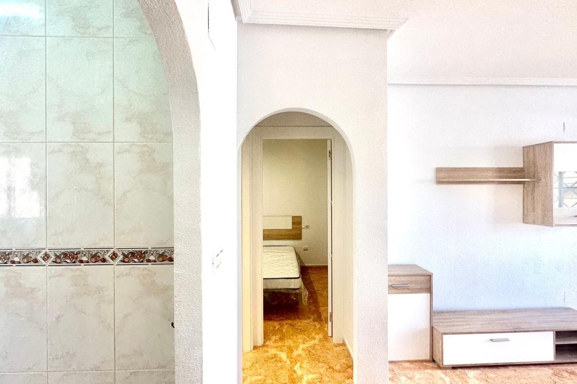 Wiederverkauf - Bungalow -
Torrevieja - Playa de los Locos