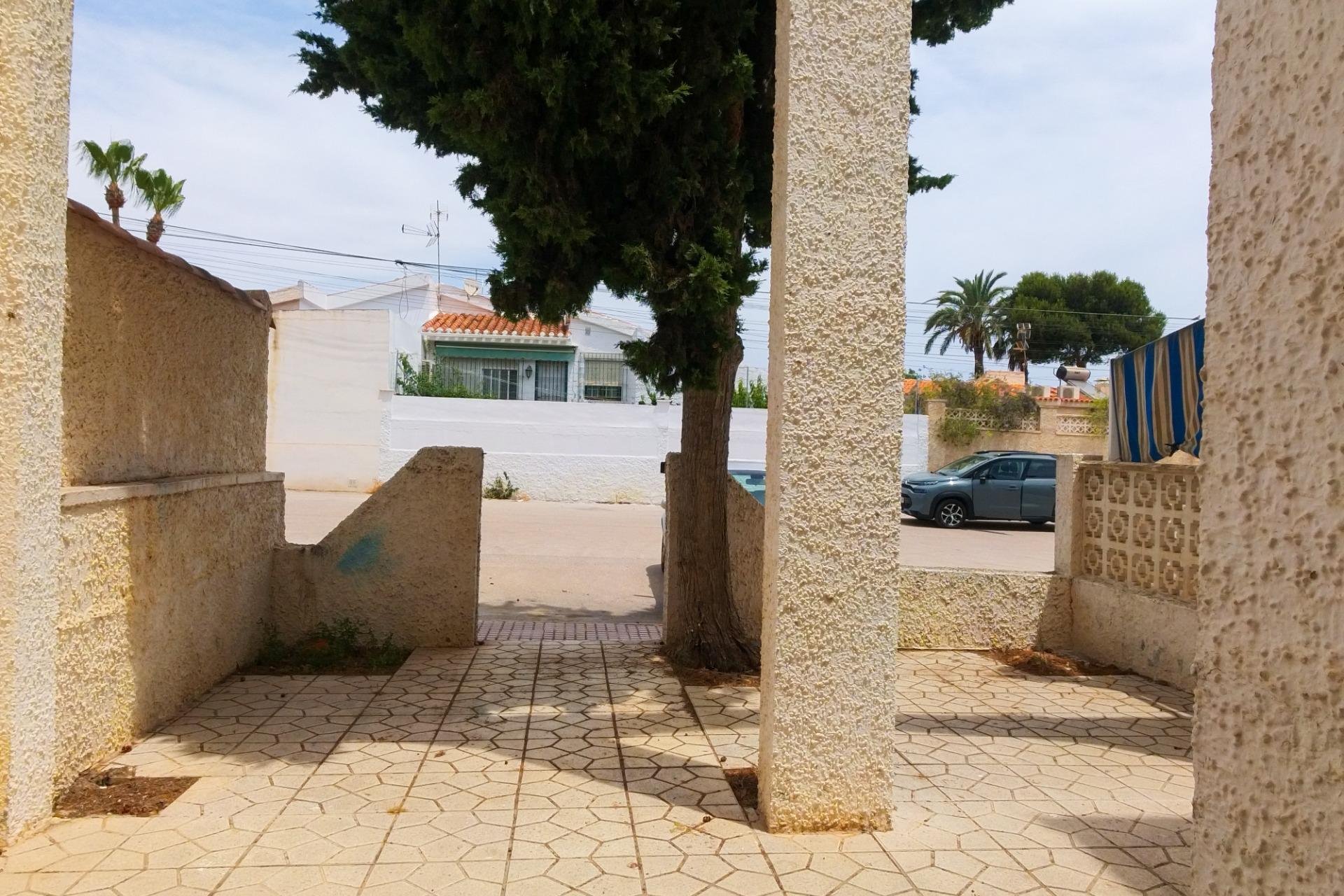 Wiederverkauf - Bungalow -
Torrevieja - Playa del Cura
