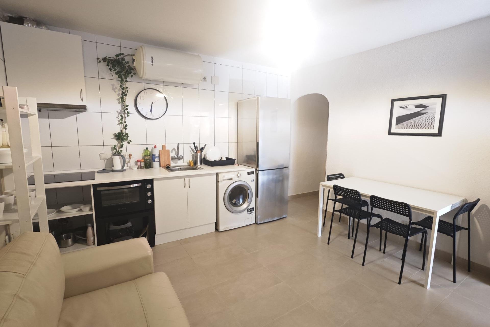 Wiederverkauf - Bungalow -
Torrevieja - Playa del Cura