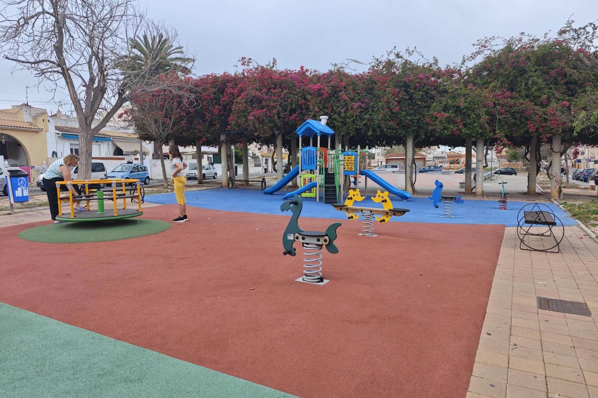 Wiederverkauf - Bungalow -
Torrevieja - Playa del Cura