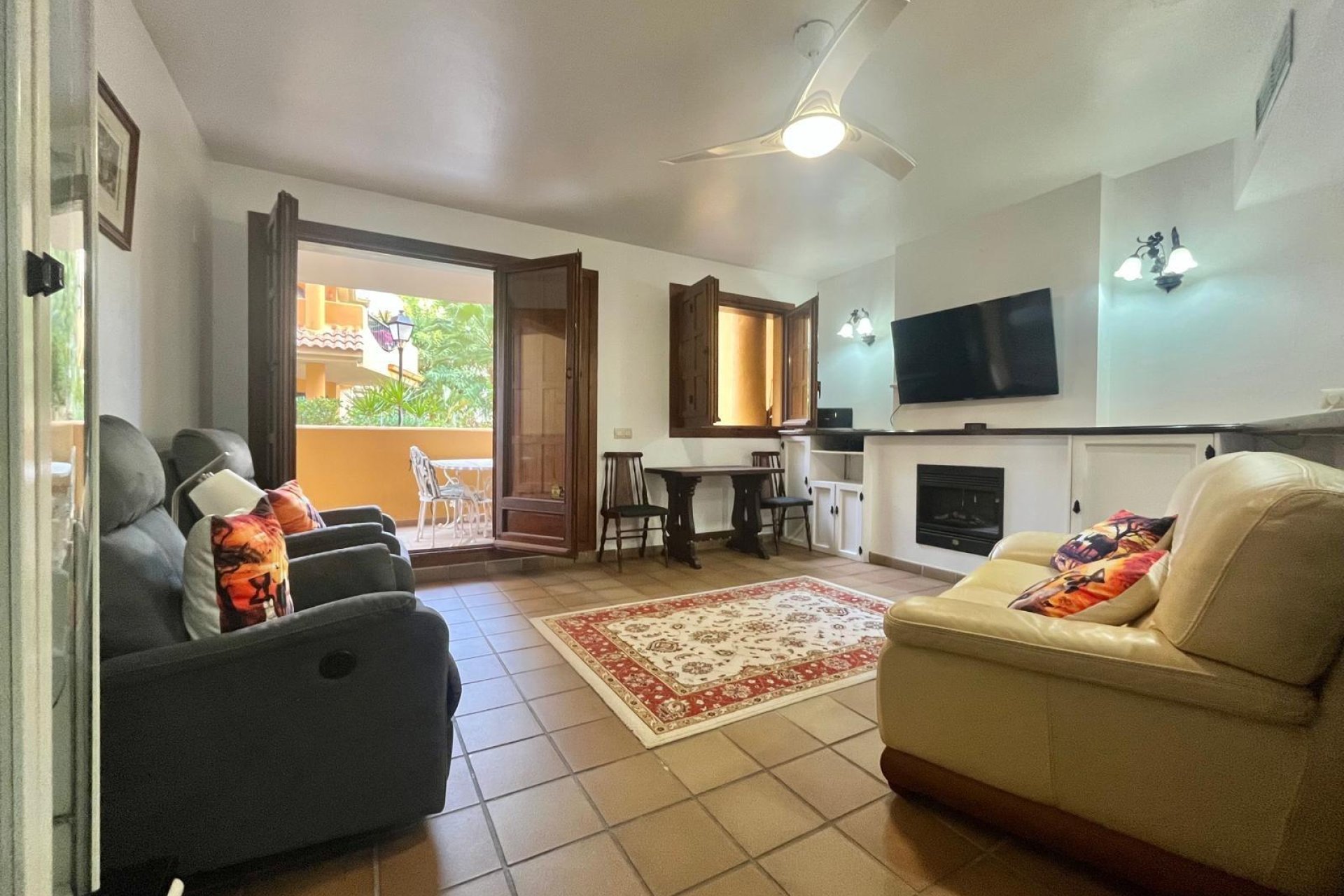 Wiederverkauf - Bungalow -
Torrevieja - Punta Prima