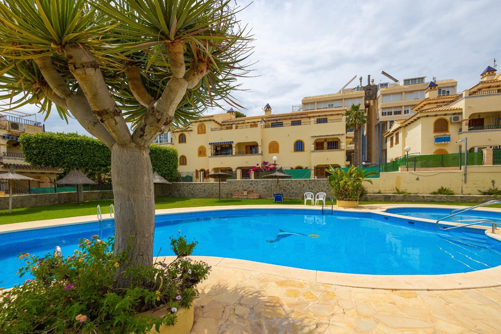 Wiederverkauf - Bungalow -
Torrevieja - Torre La Mata