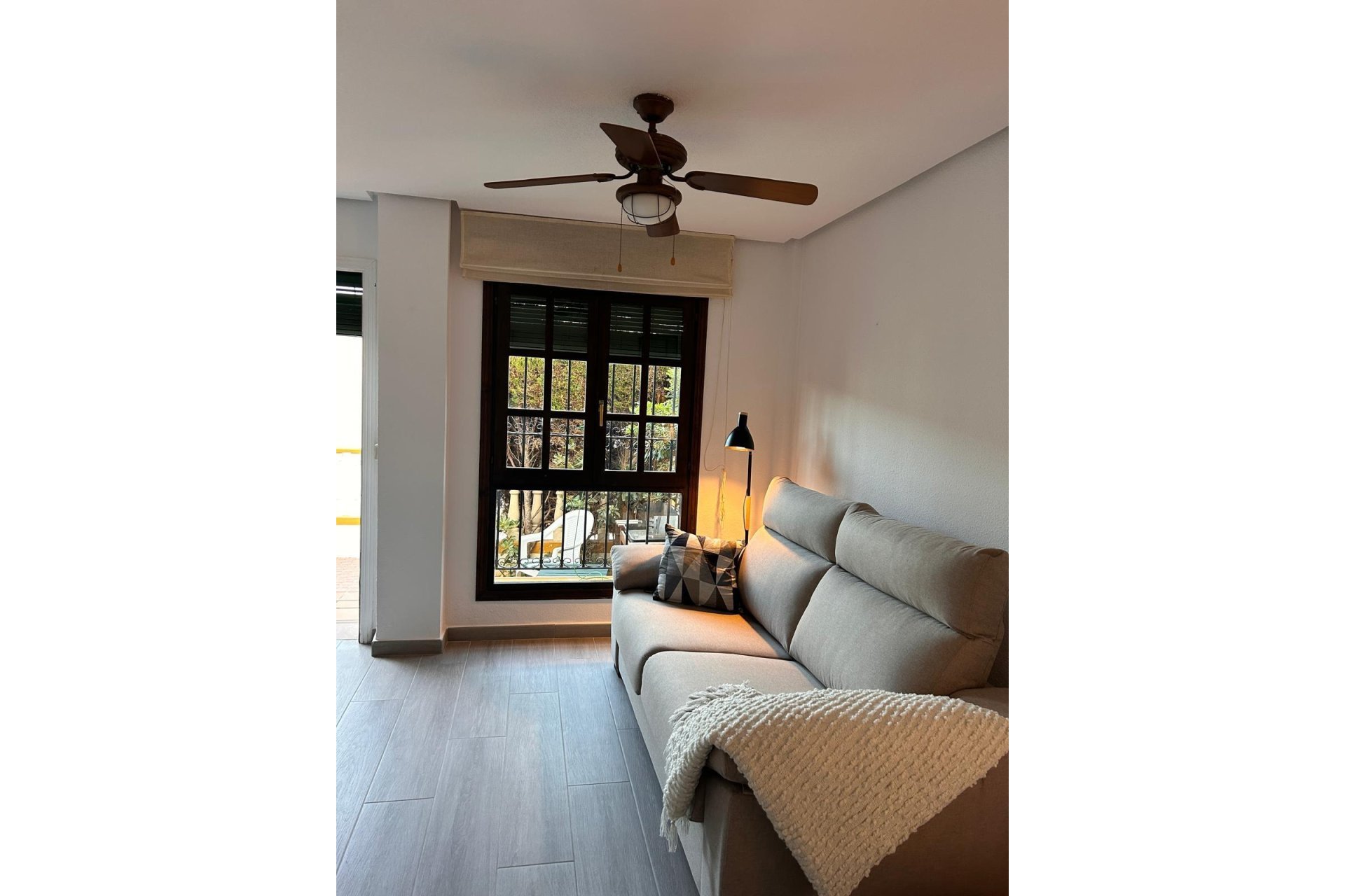 Wiederverkauf - Bungalow -
Torrevieja - Torre La Mata