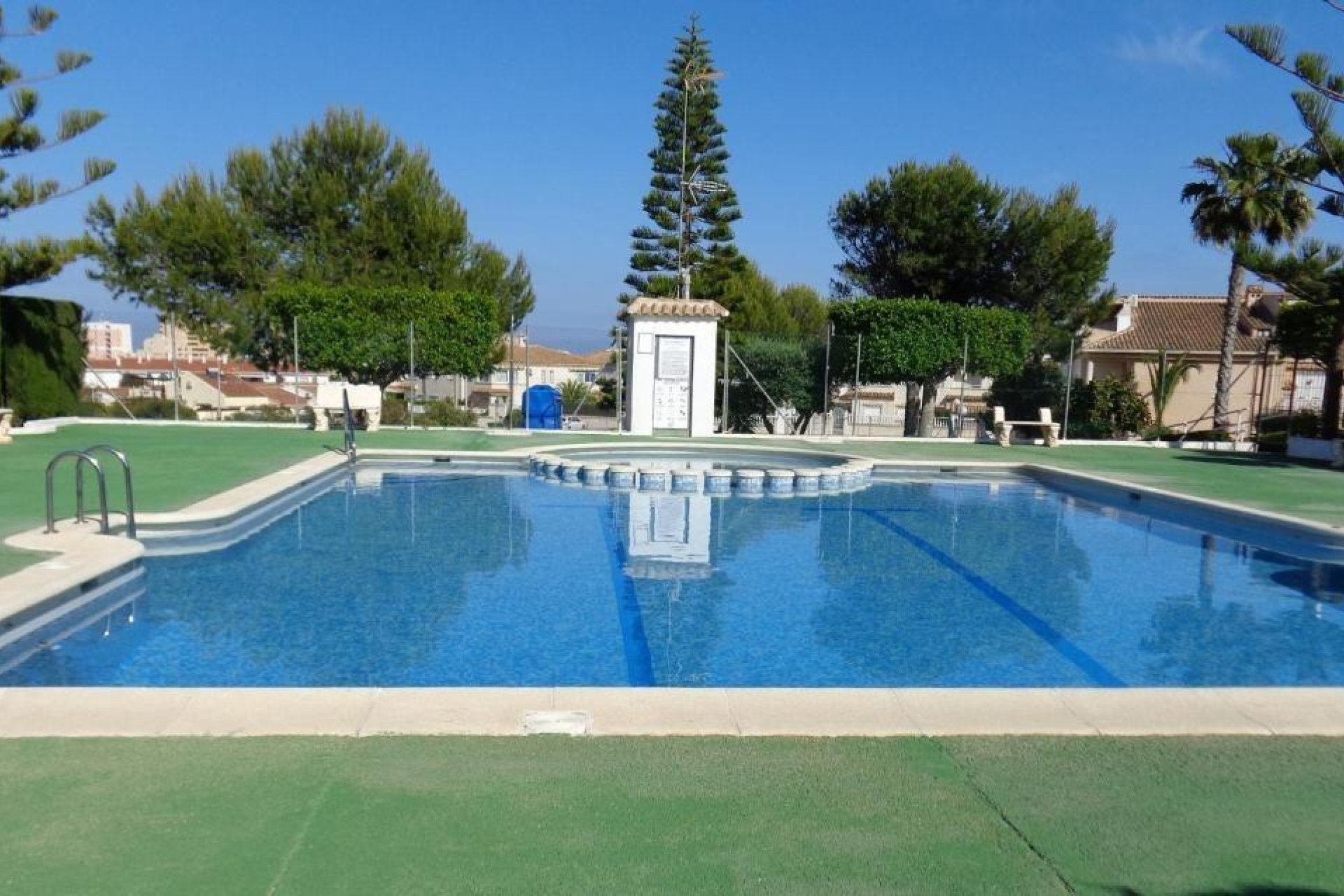 Wiederverkauf - Bungalow -
Torrevieja - Torreblanca