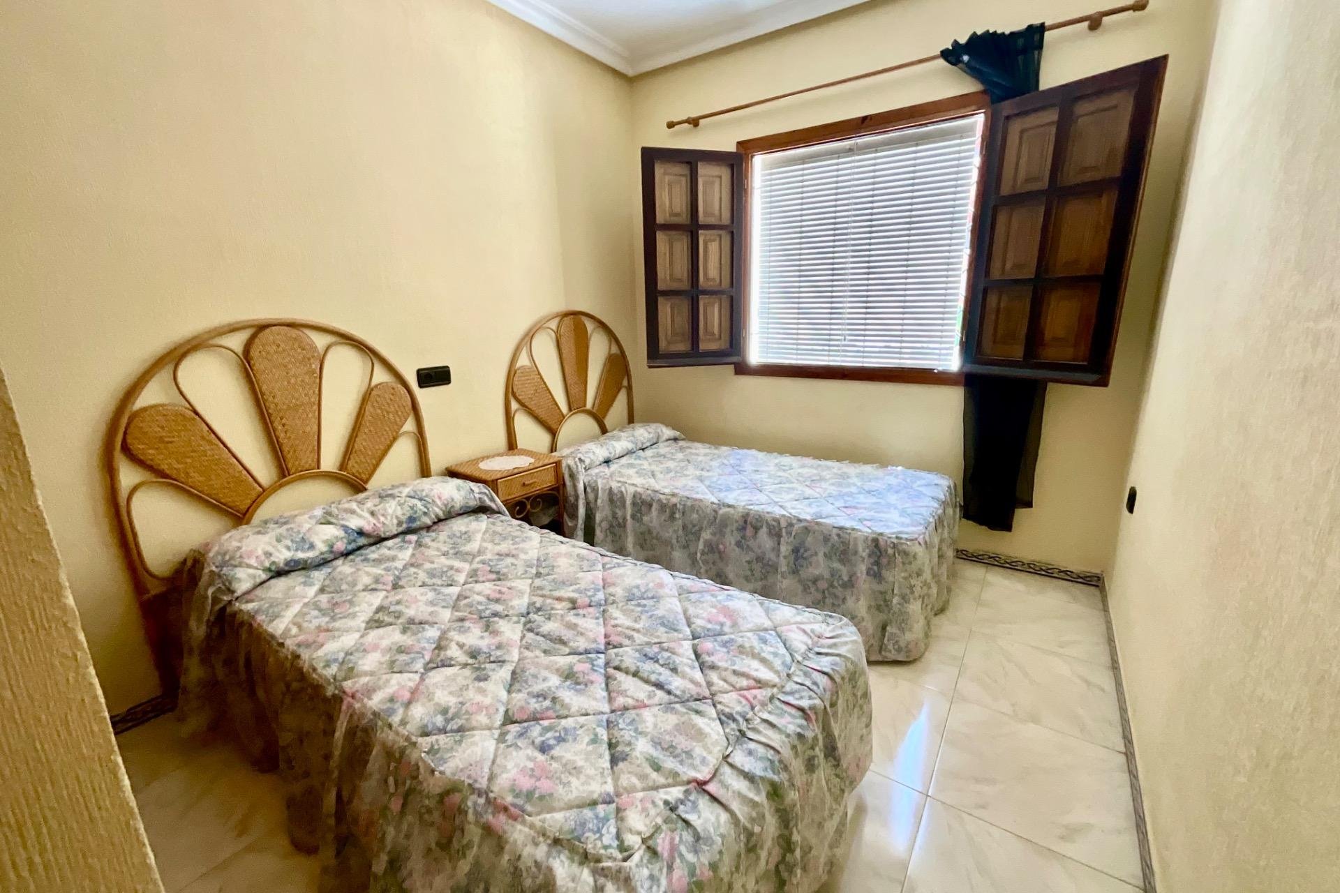 Wiederverkauf - Bungalow -
Torrevieja - Torreblanca