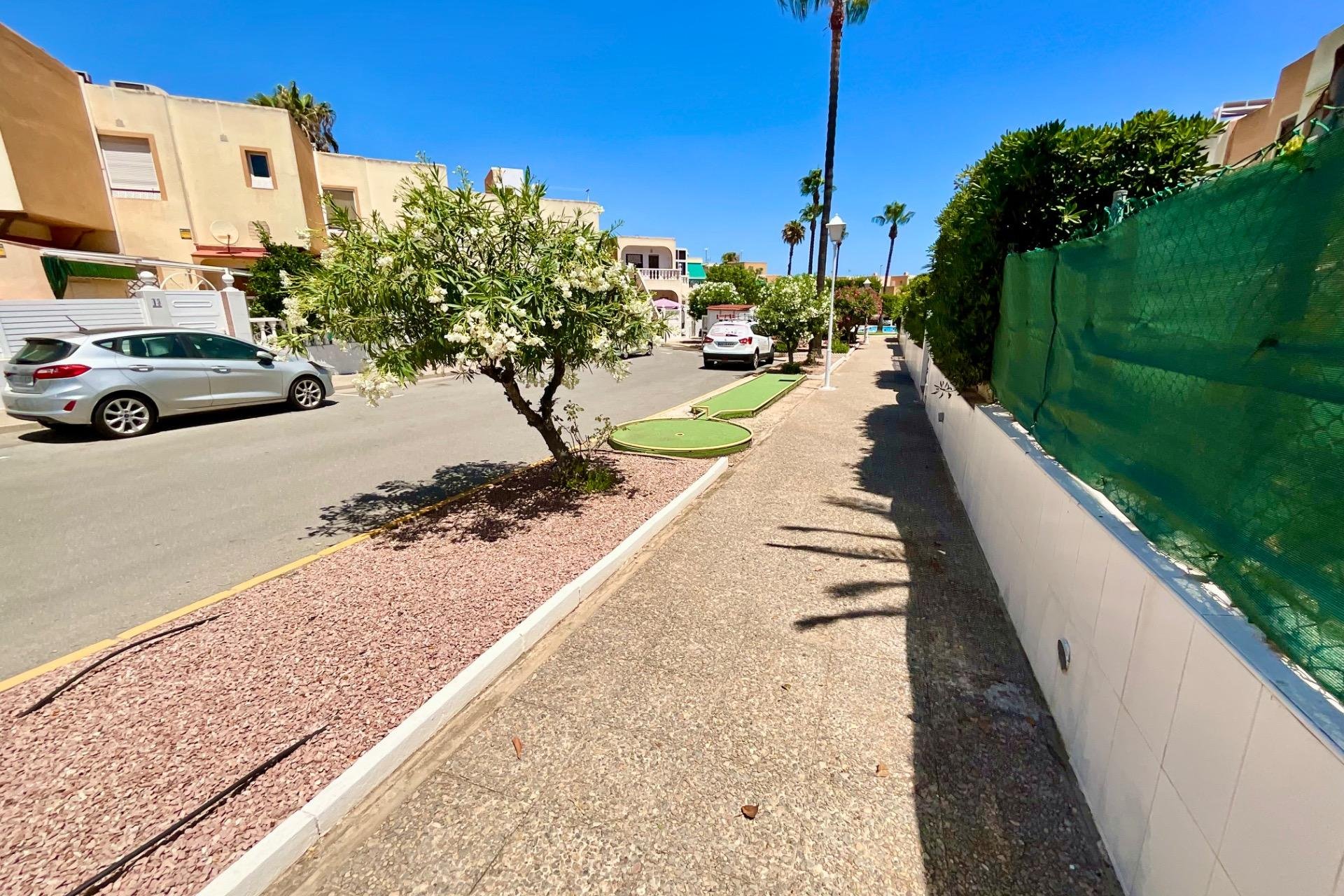 Wiederverkauf - Bungalow -
Torrevieja - Torreblanca