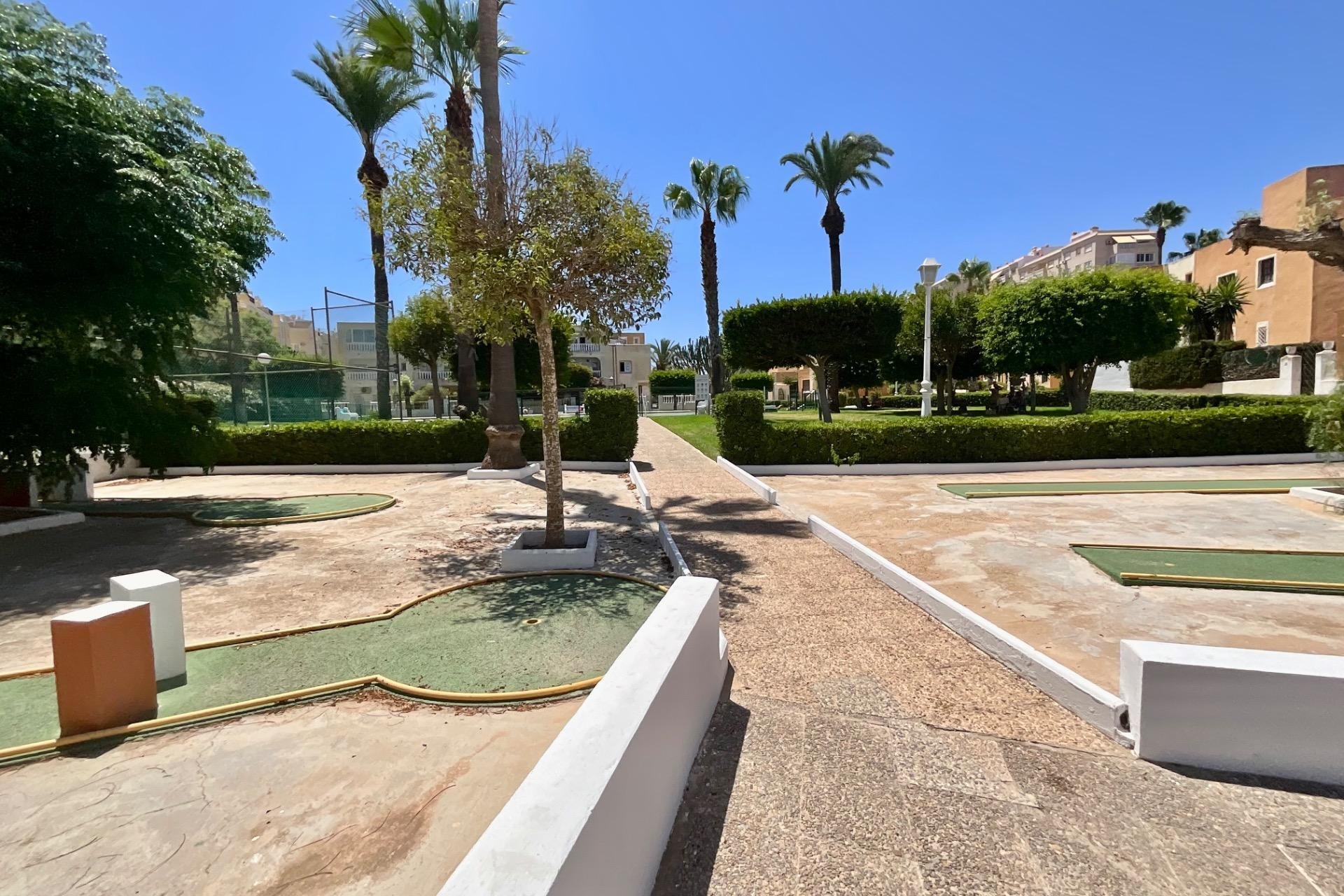 Wiederverkauf - Bungalow -
Torrevieja - Torreblanca