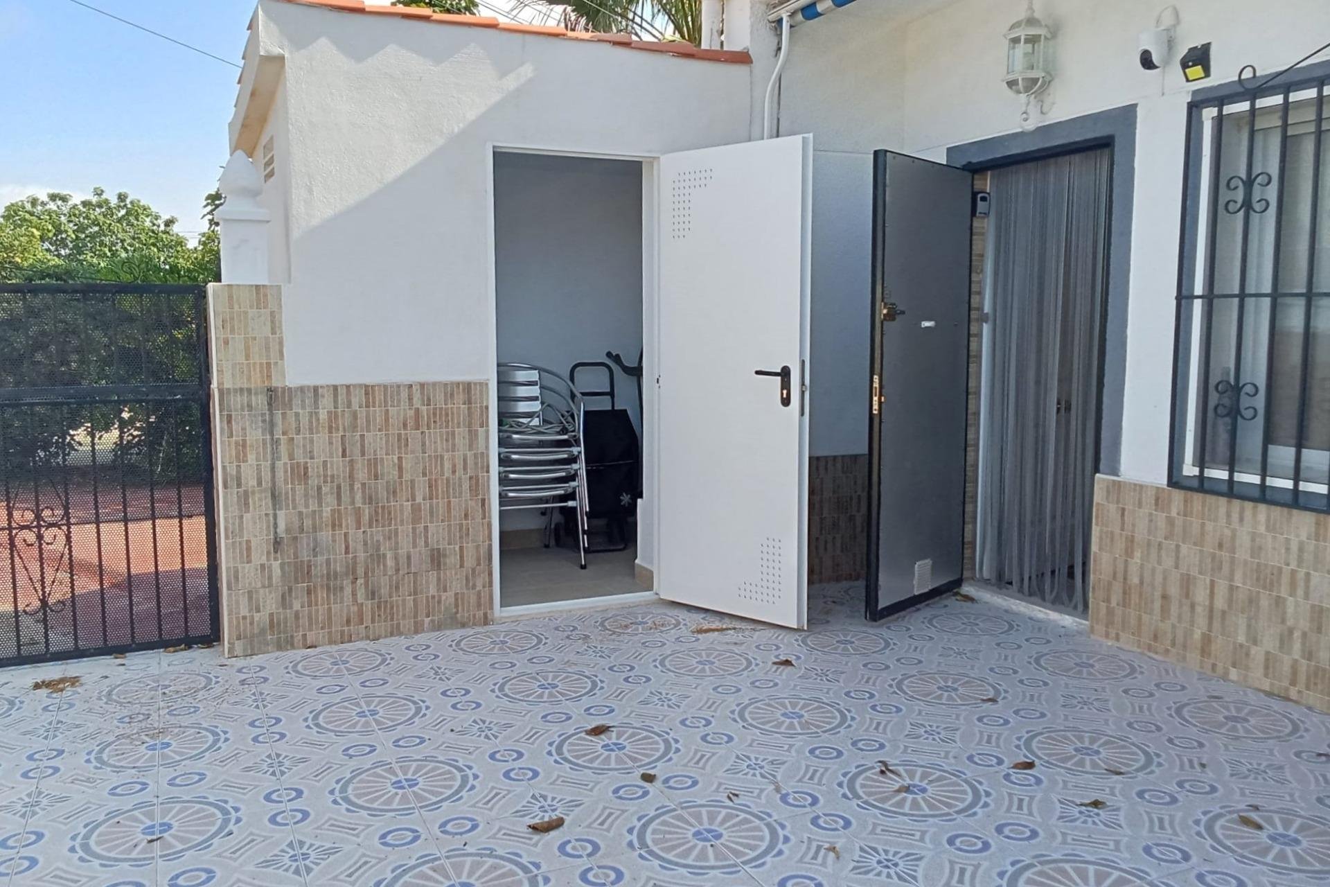 Wiederverkauf - Bungalow -
Torrevieja - Torretas