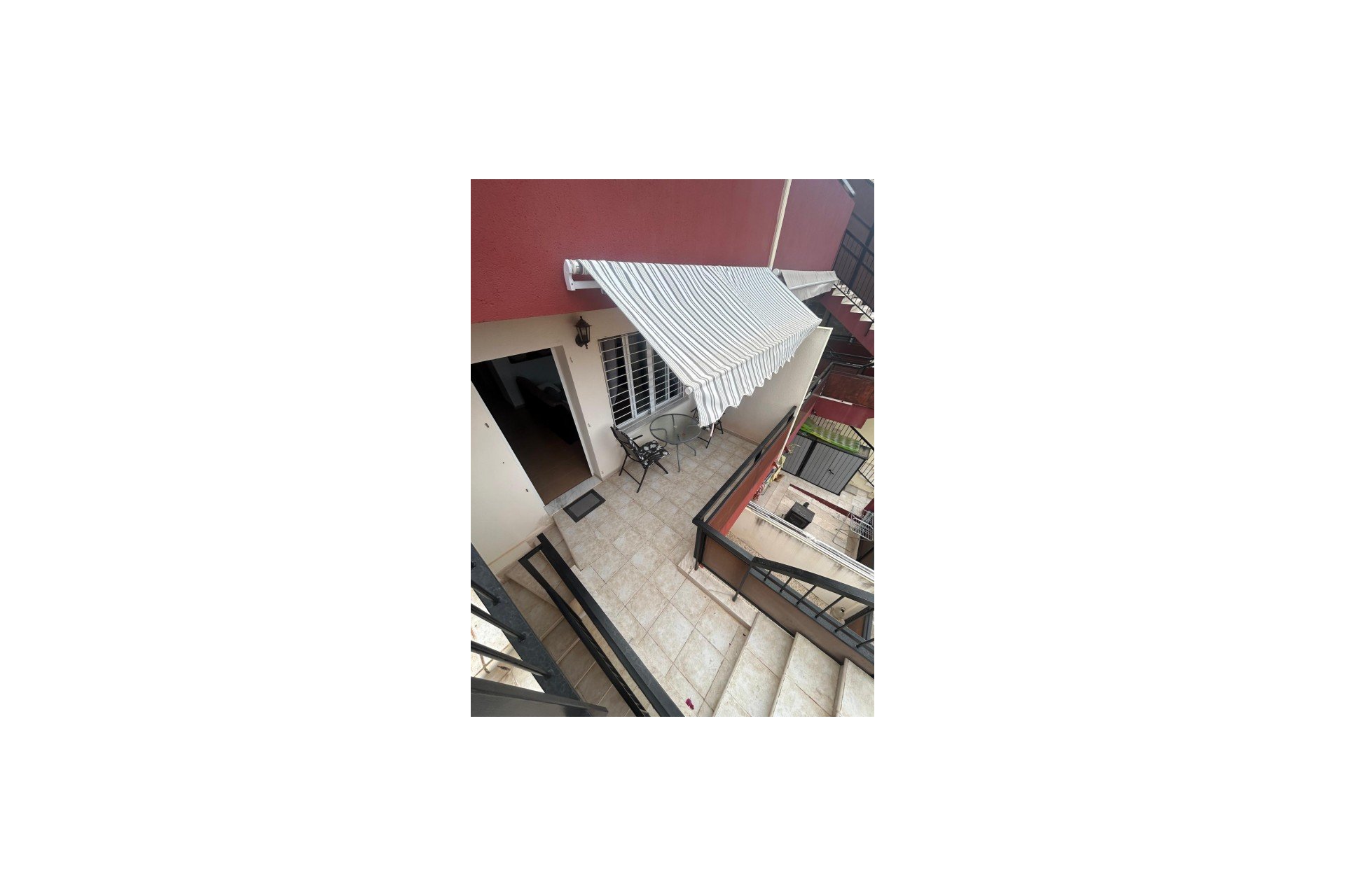 Wiederverkauf - Duplex -
La Marina - Costa Blanca