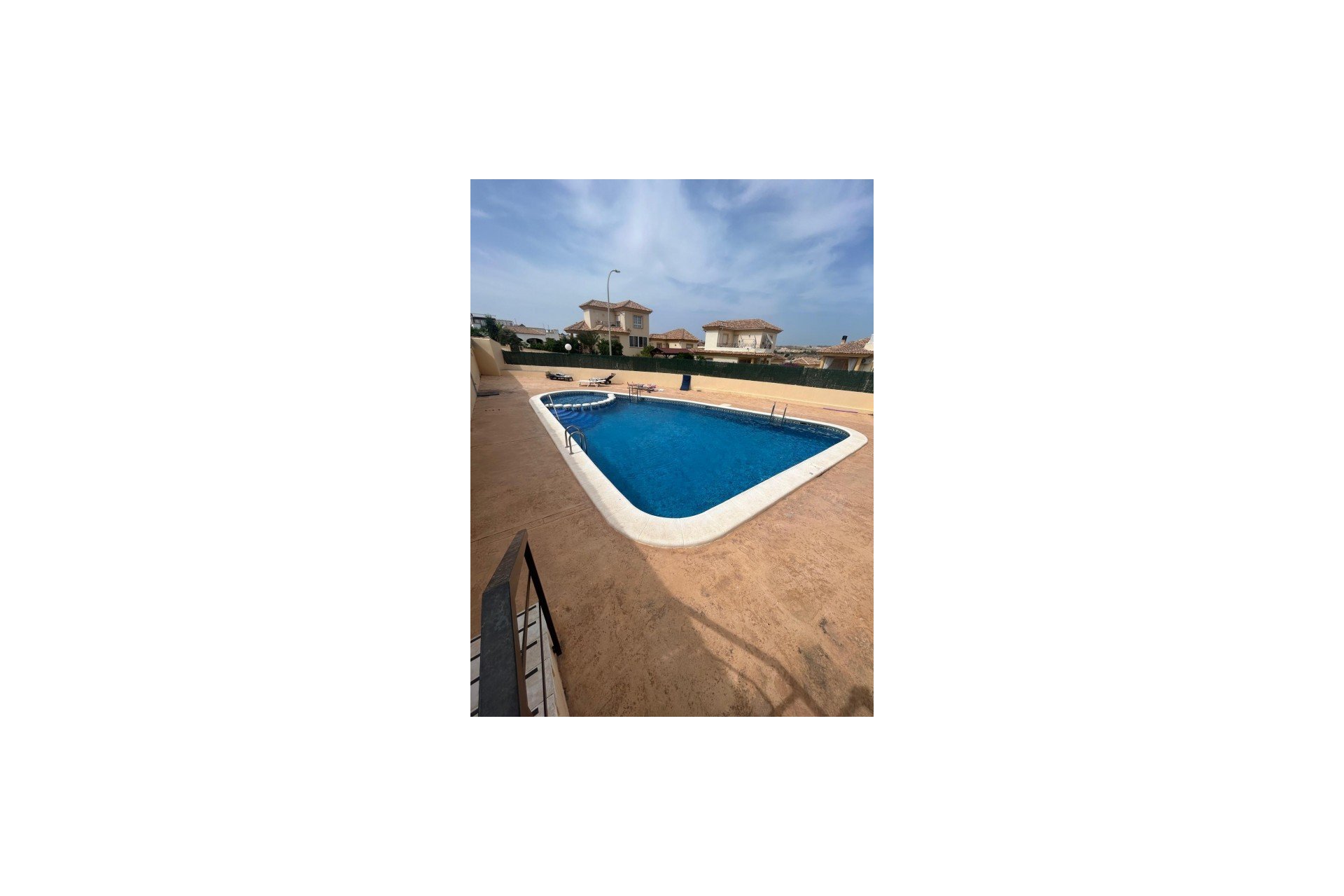 Wiederverkauf - Duplex -
La Marina - Costa Blanca
