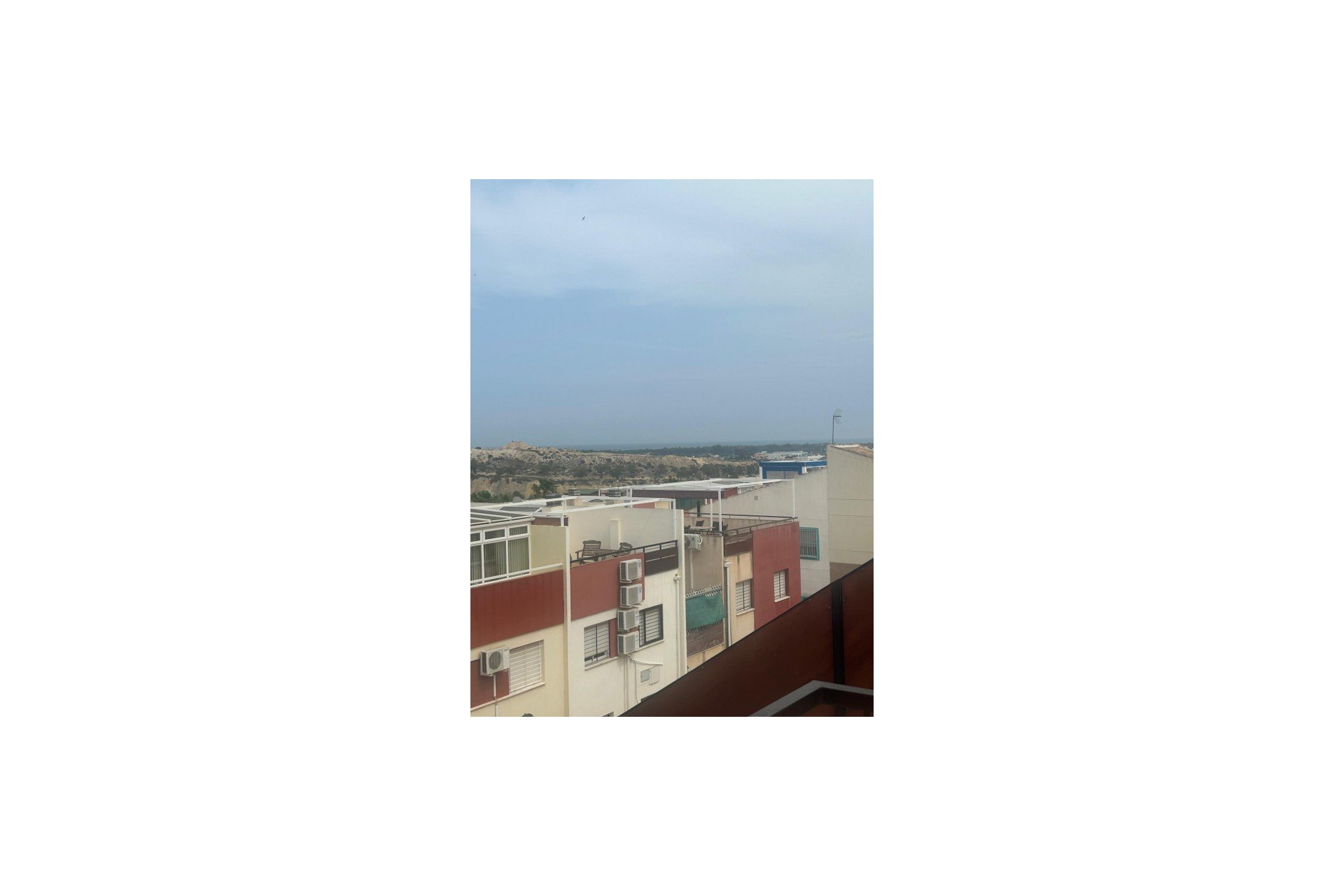 Wiederverkauf - Duplex -
La Marina - Costa Blanca