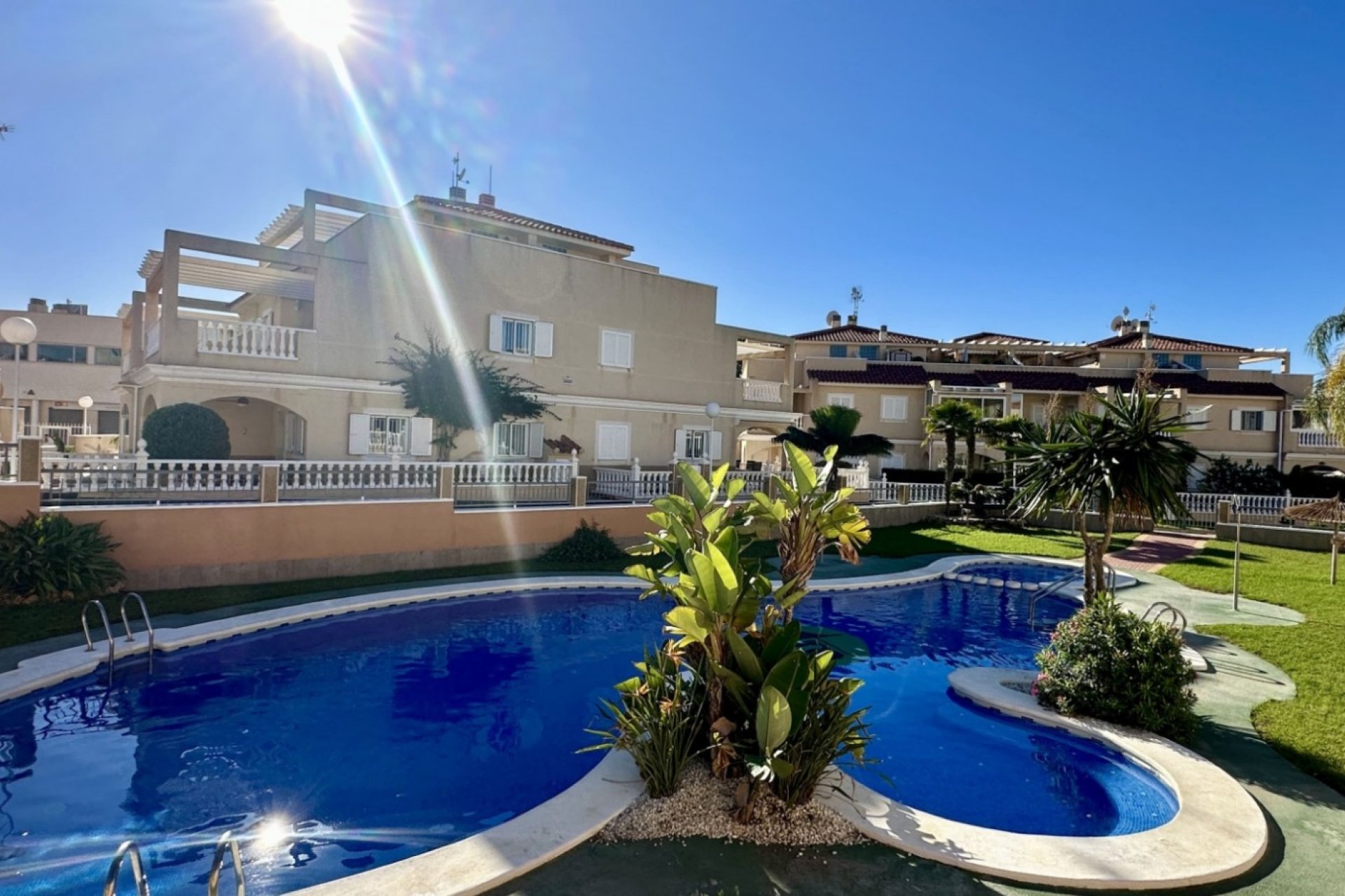 Wiederverkauf - Duplex -
Orihuela Costa - Costa Blanca