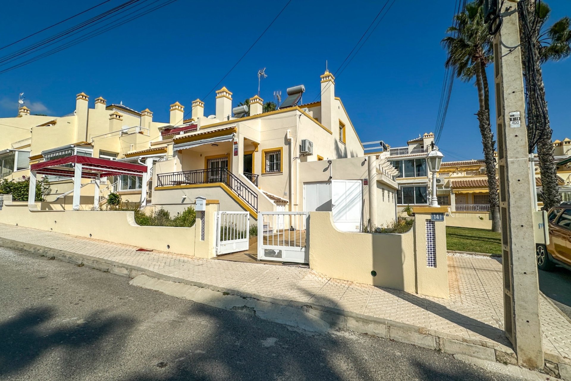 Wiederverkauf - Duplex -
Orihuela Costa - Costa Blanca