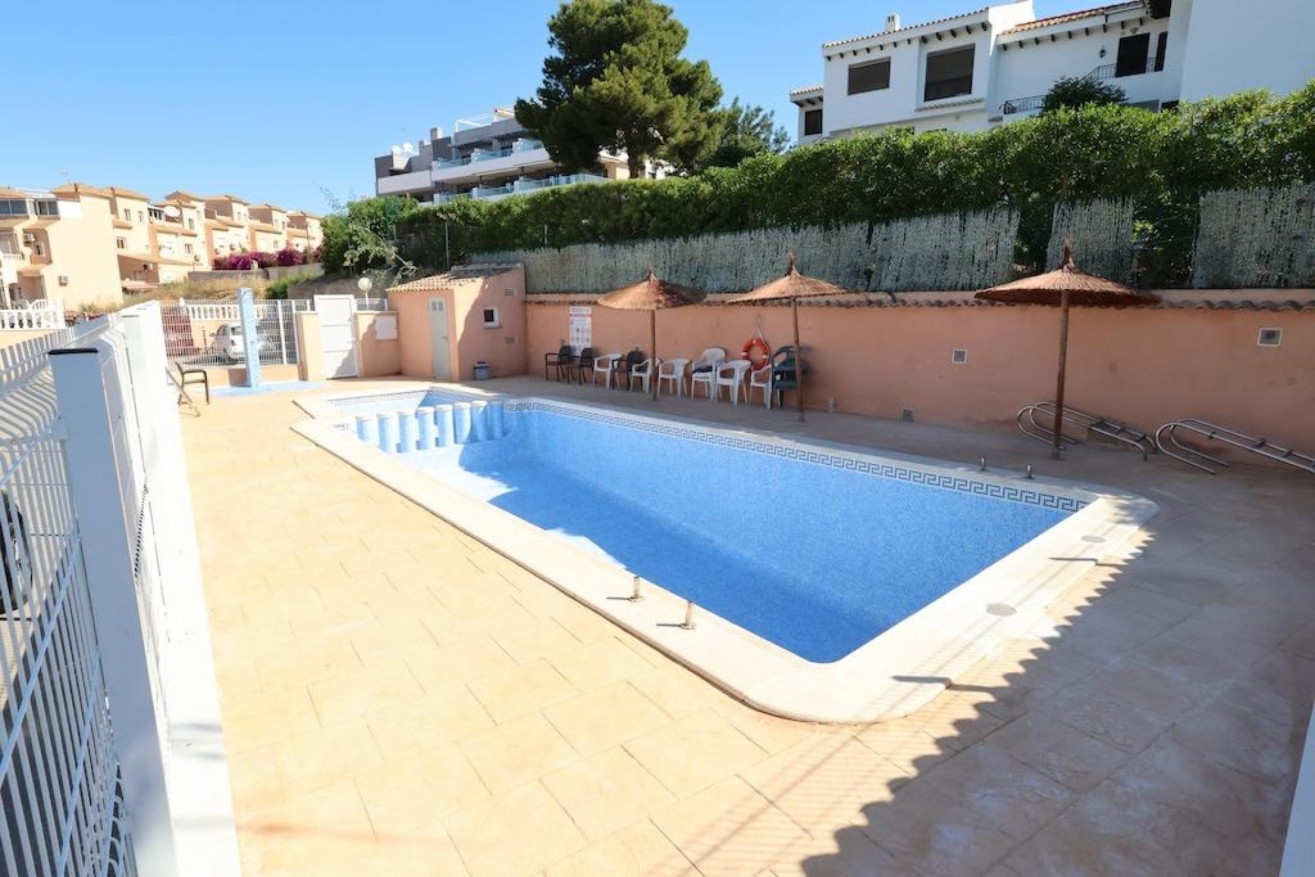 Wiederverkauf - Duplex -
Orihuela Costa - Costa Blanca