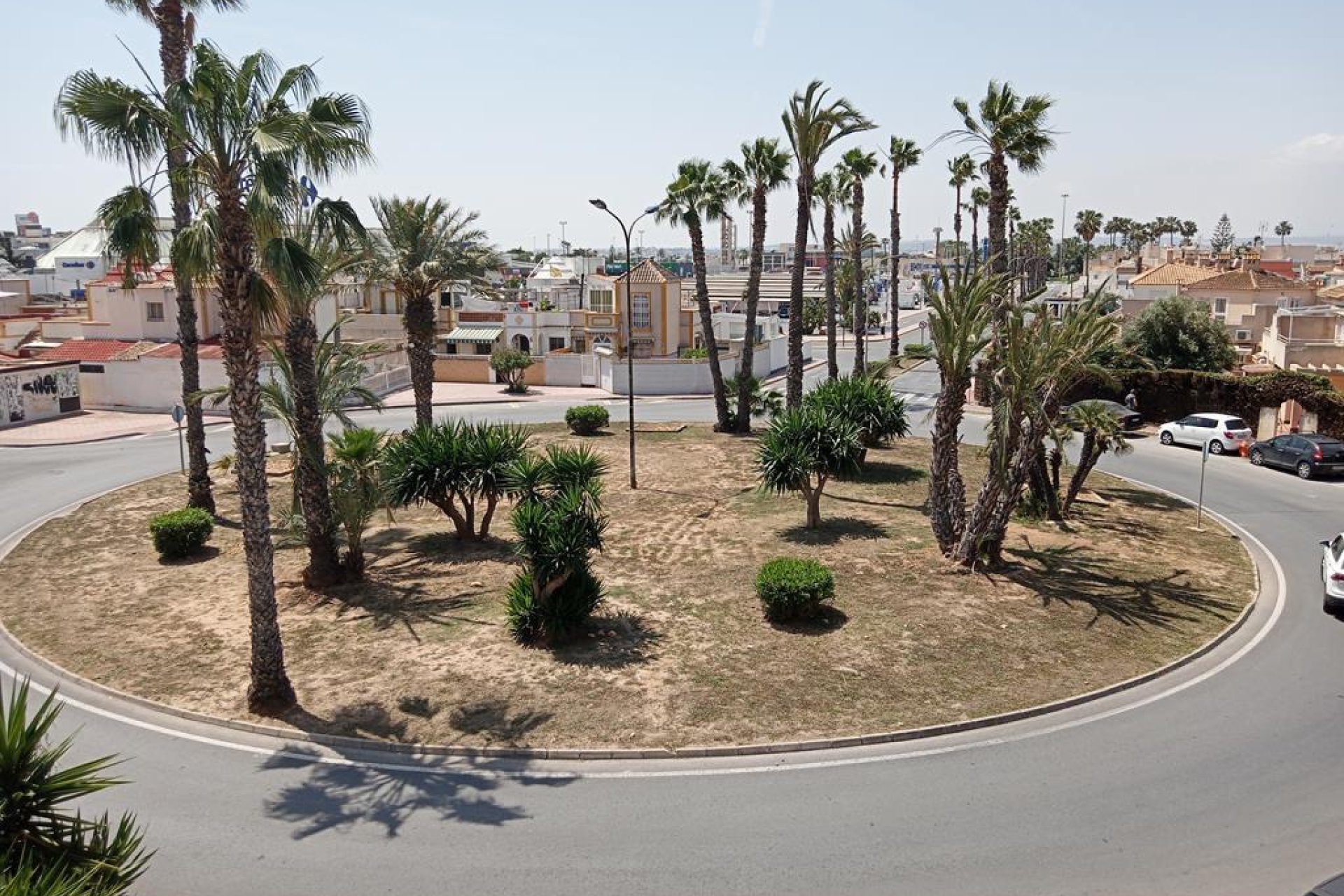Wiederverkauf - Duplex -
Torrevieja - Carrefour