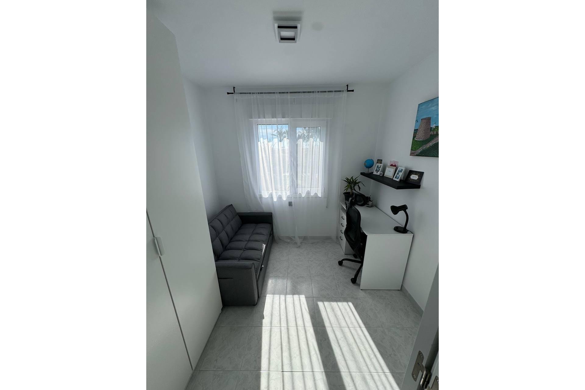Wiederverkauf - Duplex -
Torrevieja - Carrefour