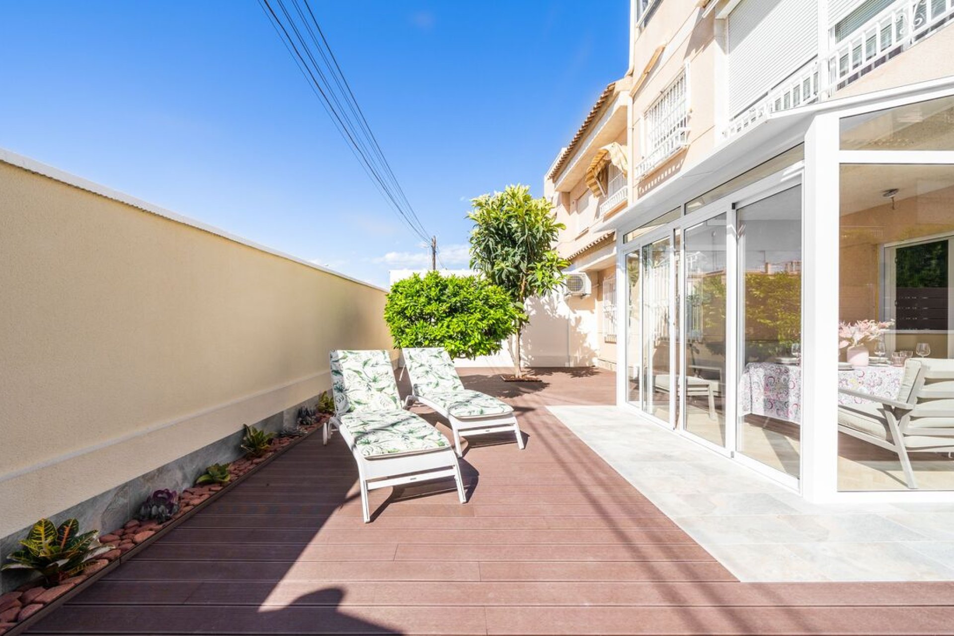 Wiederverkauf - Duplex -
Torrevieja - Costa Blanca