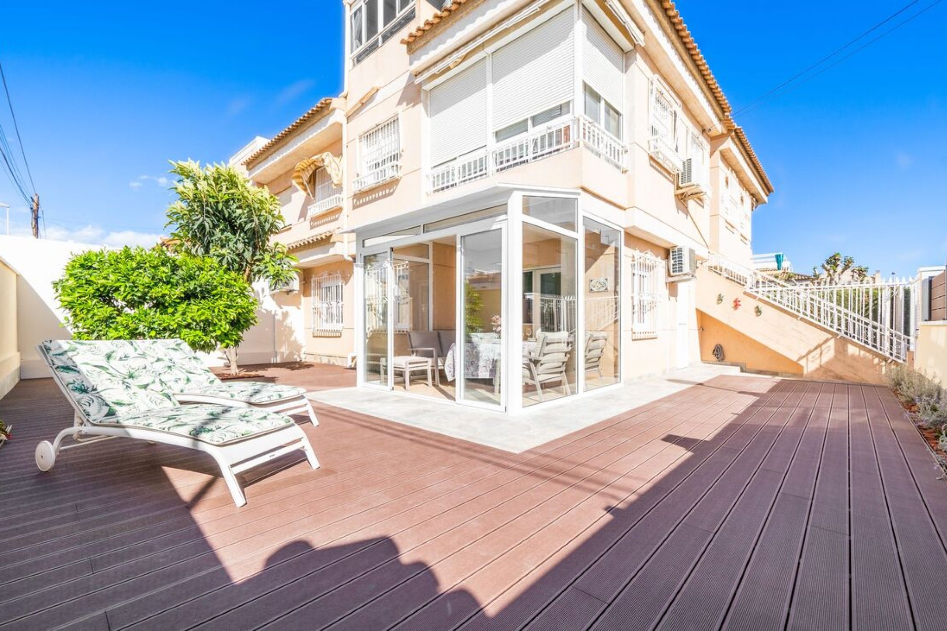 Wiederverkauf - Duplex -
Torrevieja - Costa Blanca