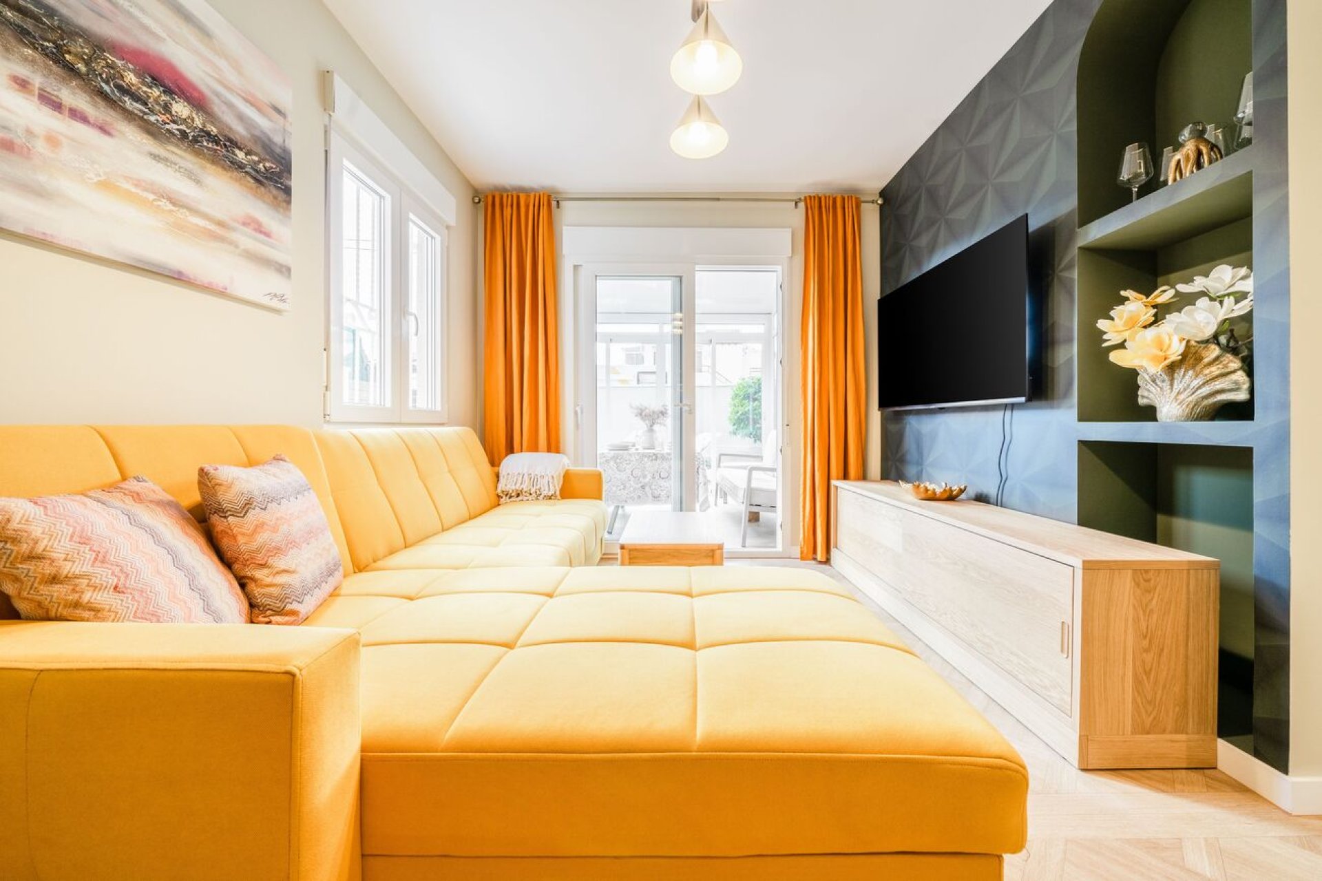 Wiederverkauf - Duplex -
Torrevieja - Costa Blanca