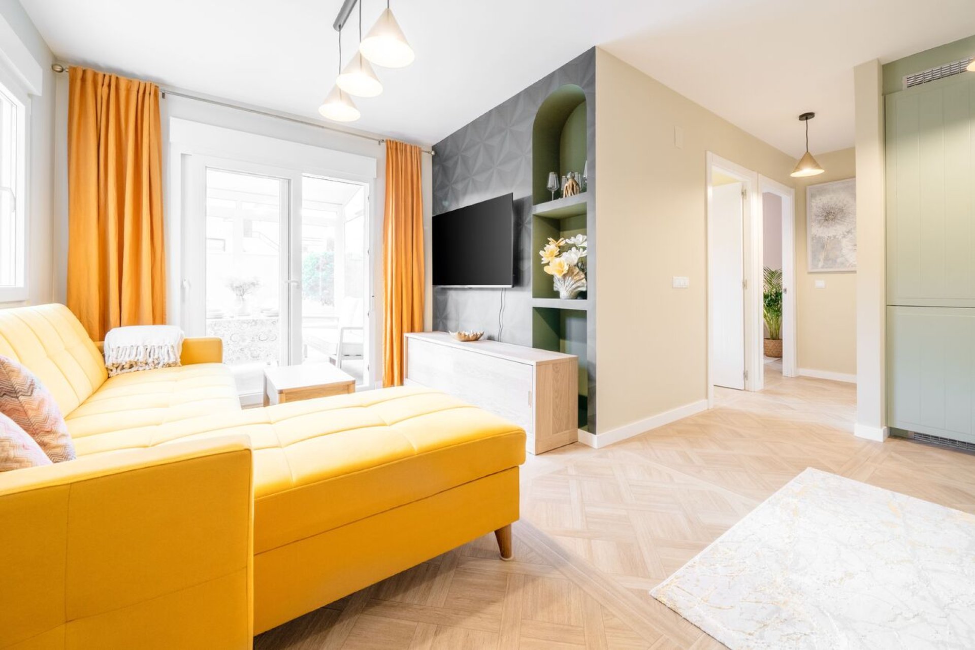 Wiederverkauf - Duplex -
Torrevieja - Costa Blanca