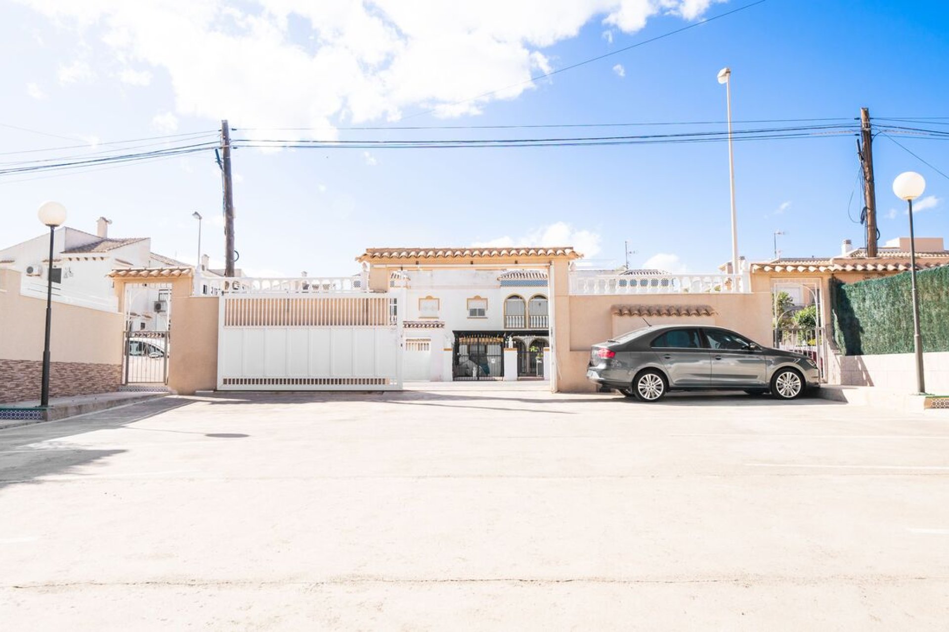 Wiederverkauf - Duplex -
Torrevieja - Costa Blanca