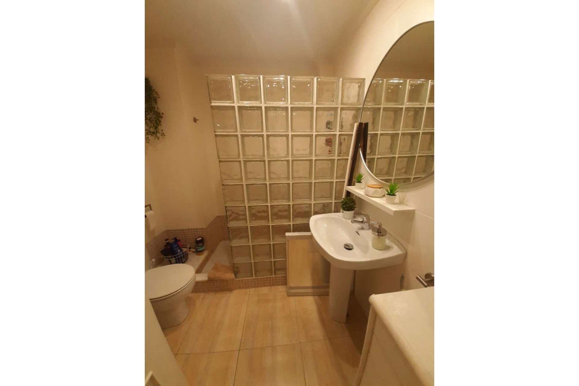 Wiederverkauf - Duplex -
Torrevieja - Costa Blanca
