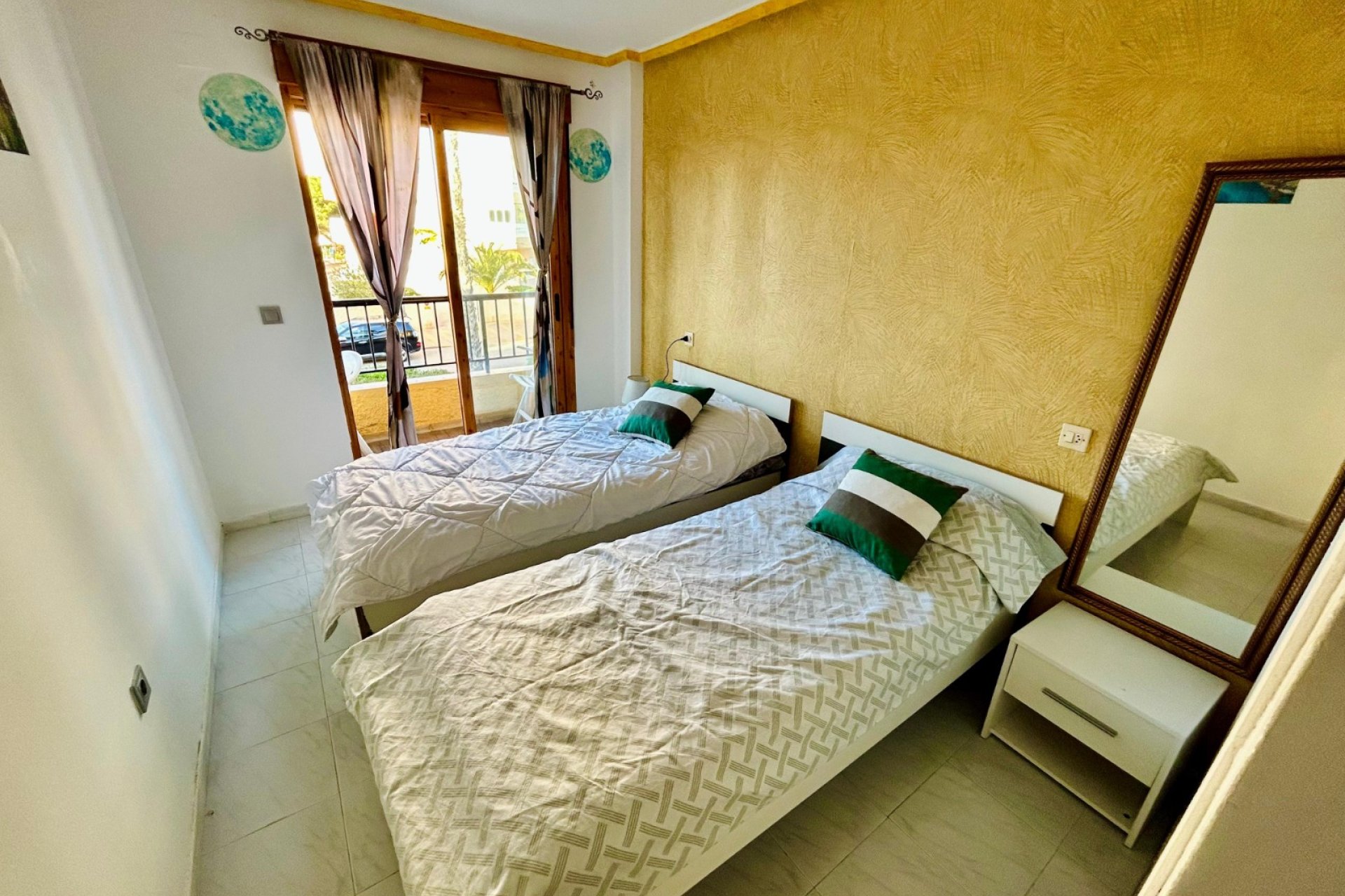 Wiederverkauf - Duplex -
Torrevieja - Costa Blanca