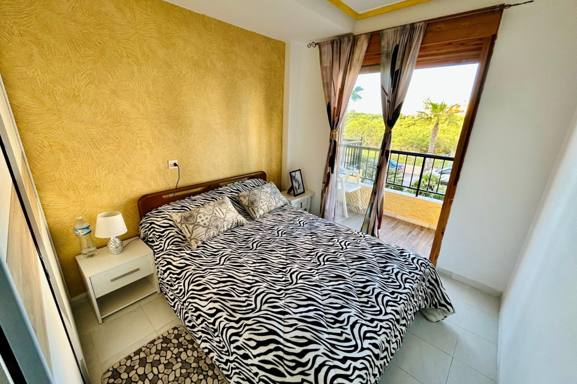 Wiederverkauf - Duplex -
Torrevieja - Costa Blanca