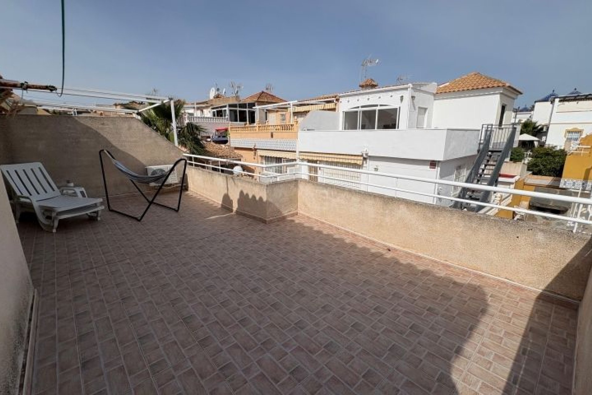 Wiederverkauf - Duplex -
Torrevieja - Costa Blanca
