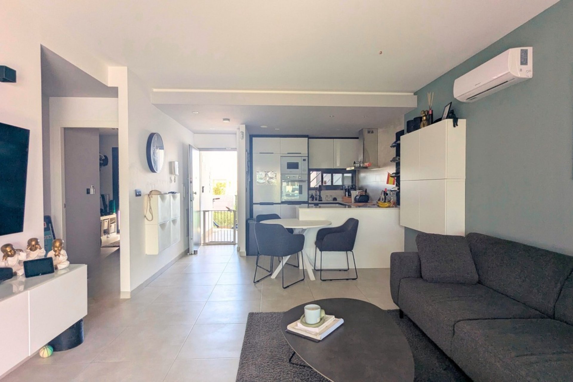 Wiederverkauf - Penthouse -
El Raso - Costa Blanca