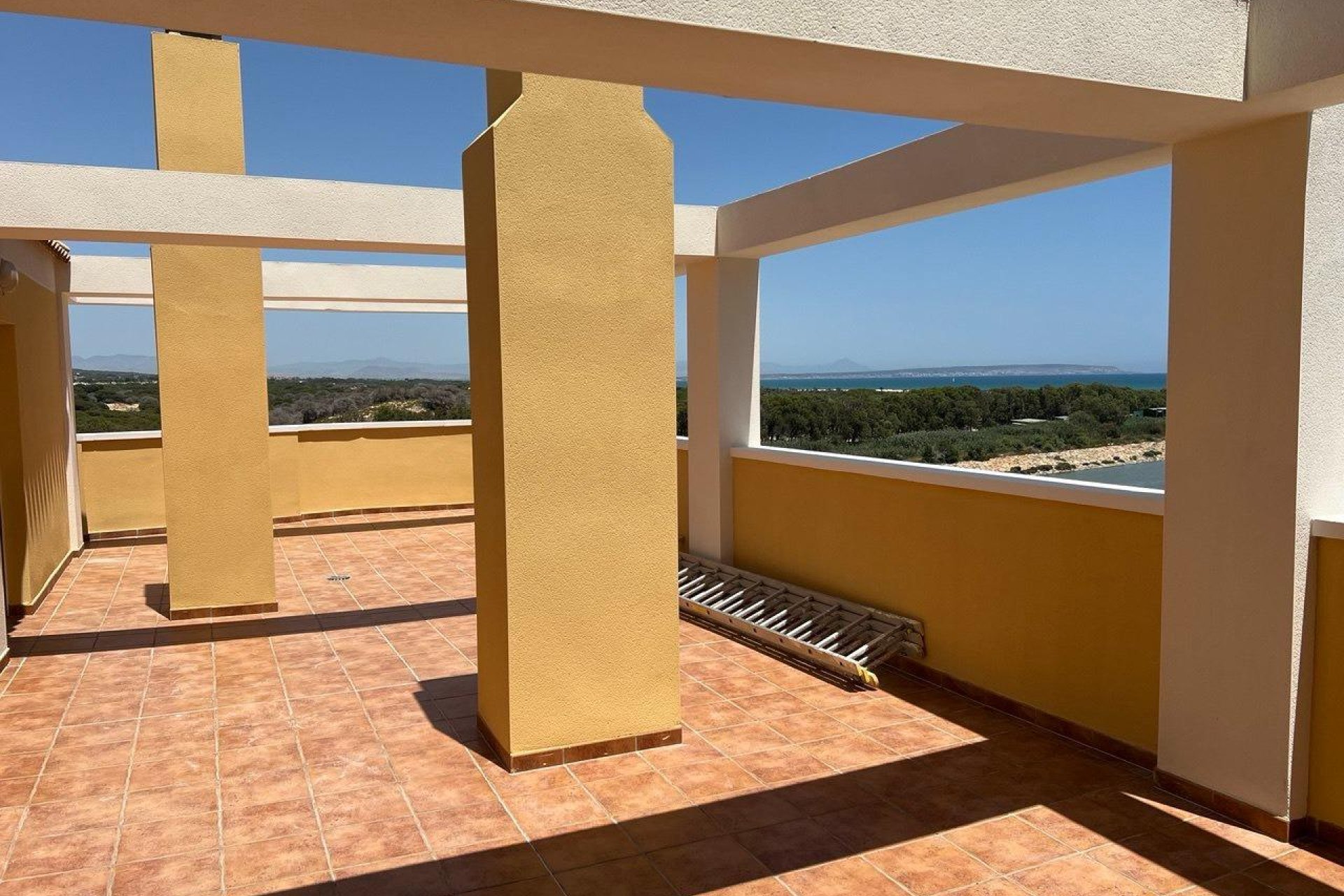 Wiederverkauf - Penthouse -
Guardamar del Segura - Puerto Deportivo