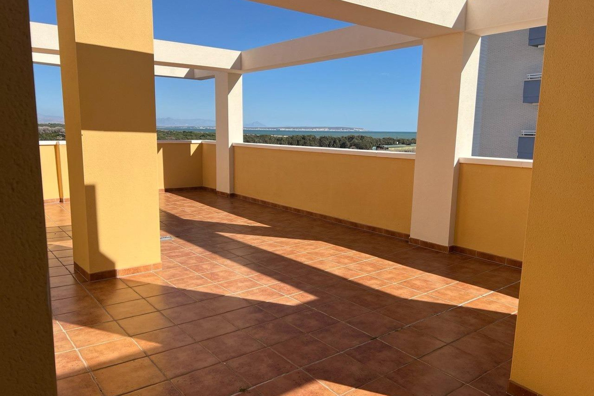Wiederverkauf - Penthouse -
Guardamar del Segura - Puerto Deportivo