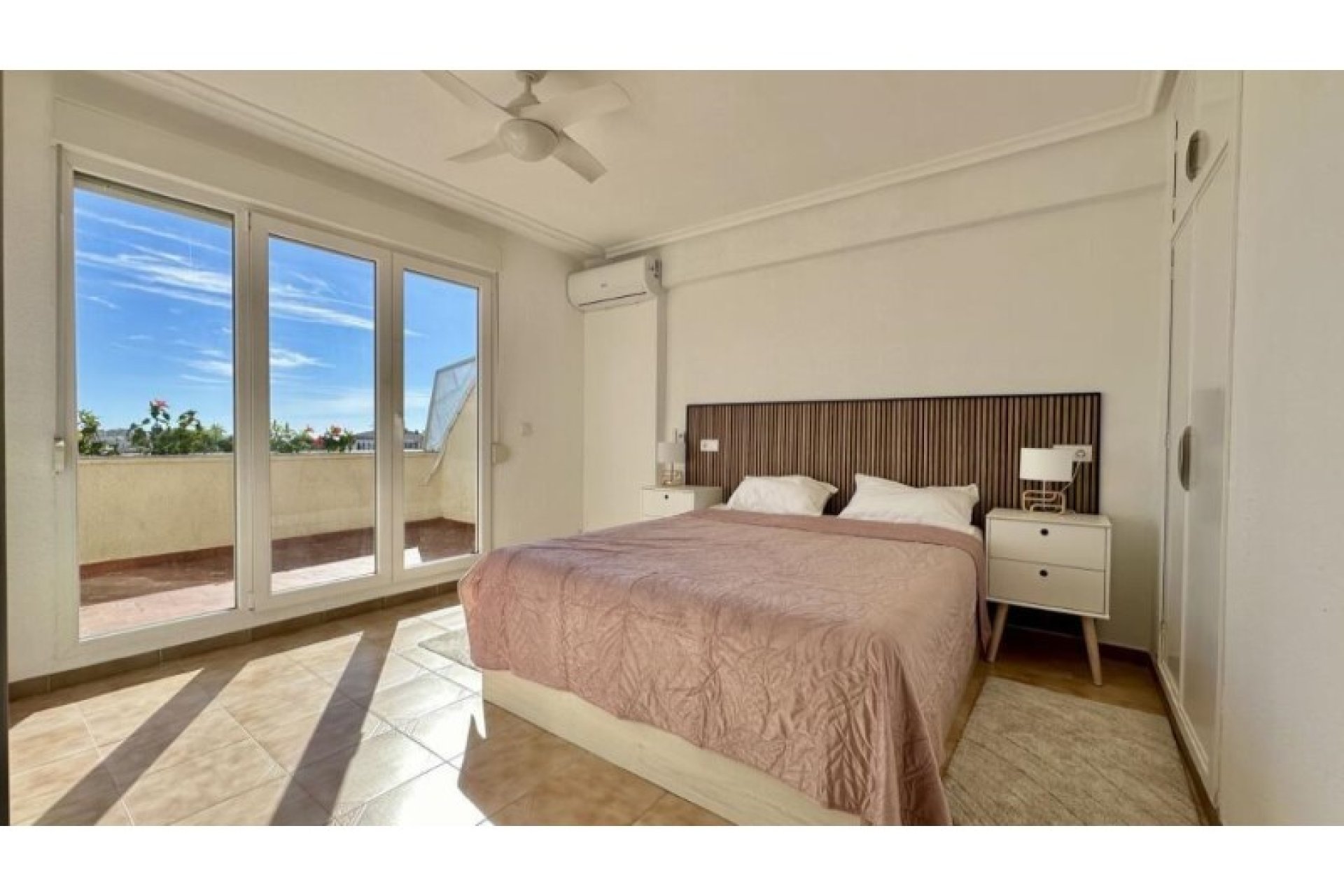 Wiederverkauf - Penthouse -
Torrevieja - Costa Blanca