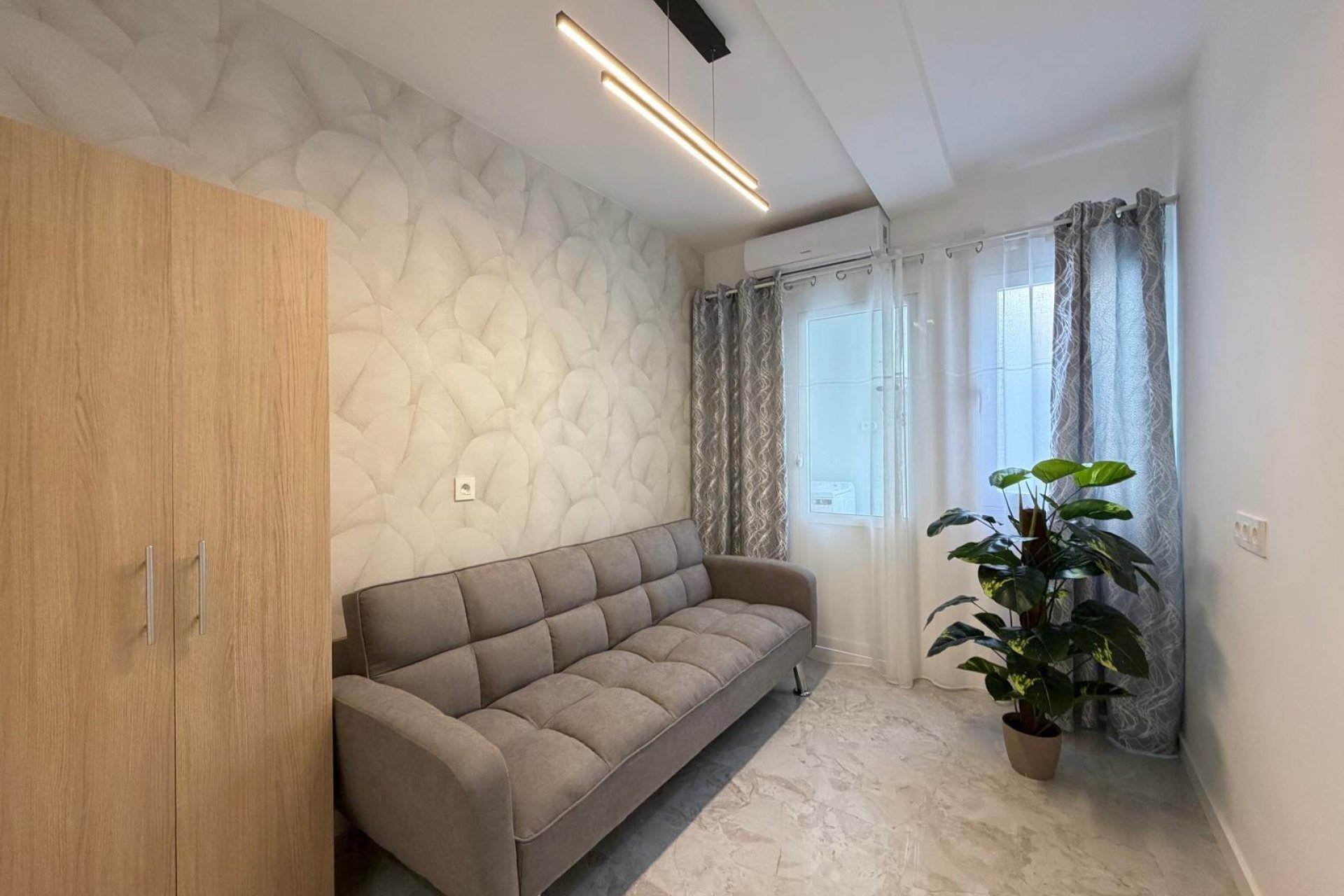 Wiederverkauf - Penthouse -
Torrevieja - Estacion De Autobuses