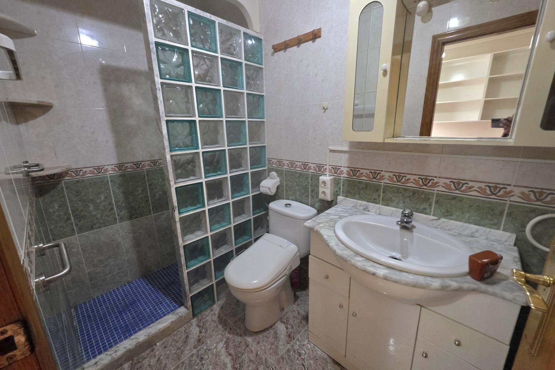 Wiederverkauf - Penthouse -
Torrevieja - Estacion De Autobuses