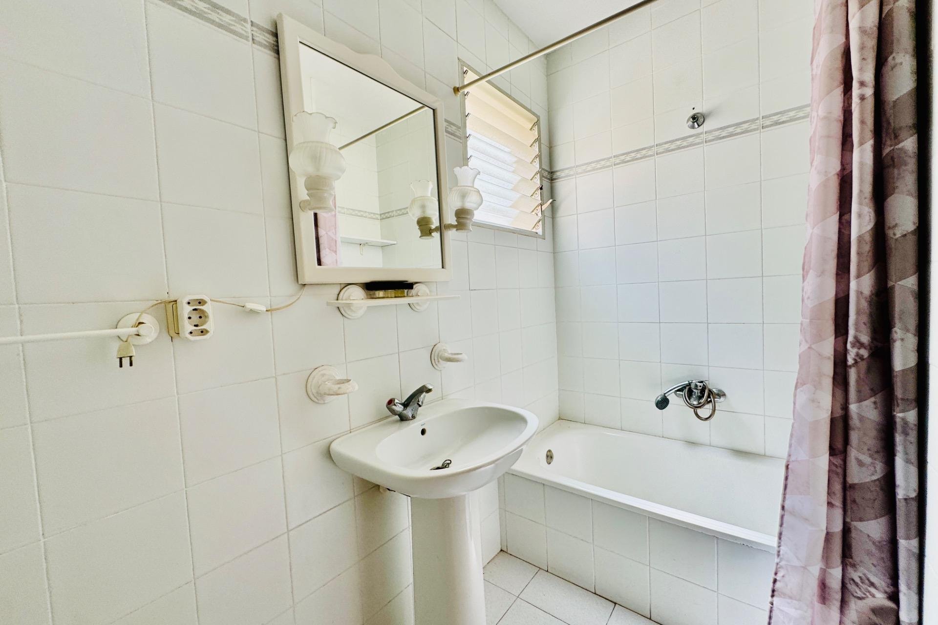 Wiederverkauf - Penthouse -
Torrevieja - Estacion De Autobuses