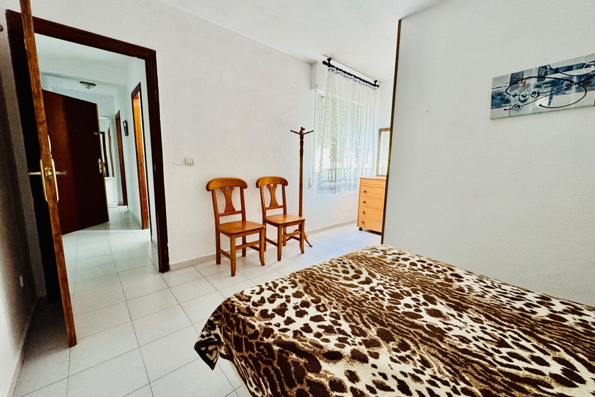 Wiederverkauf - Penthouse -
Torrevieja - Estacion De Autobuses