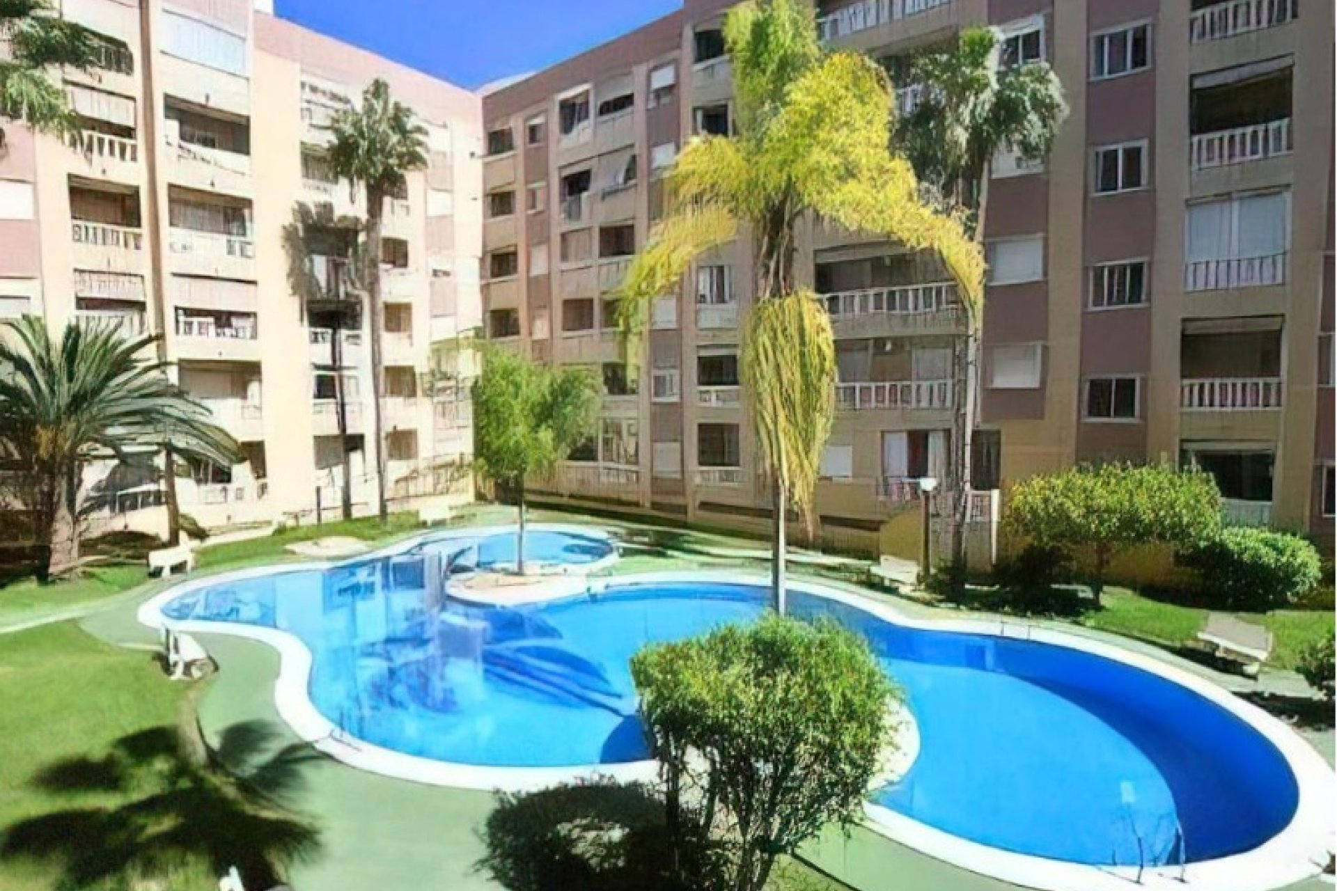 Wiederverkauf - Penthouse -
Torrevieja - PARQUE DE LAS NACIONES