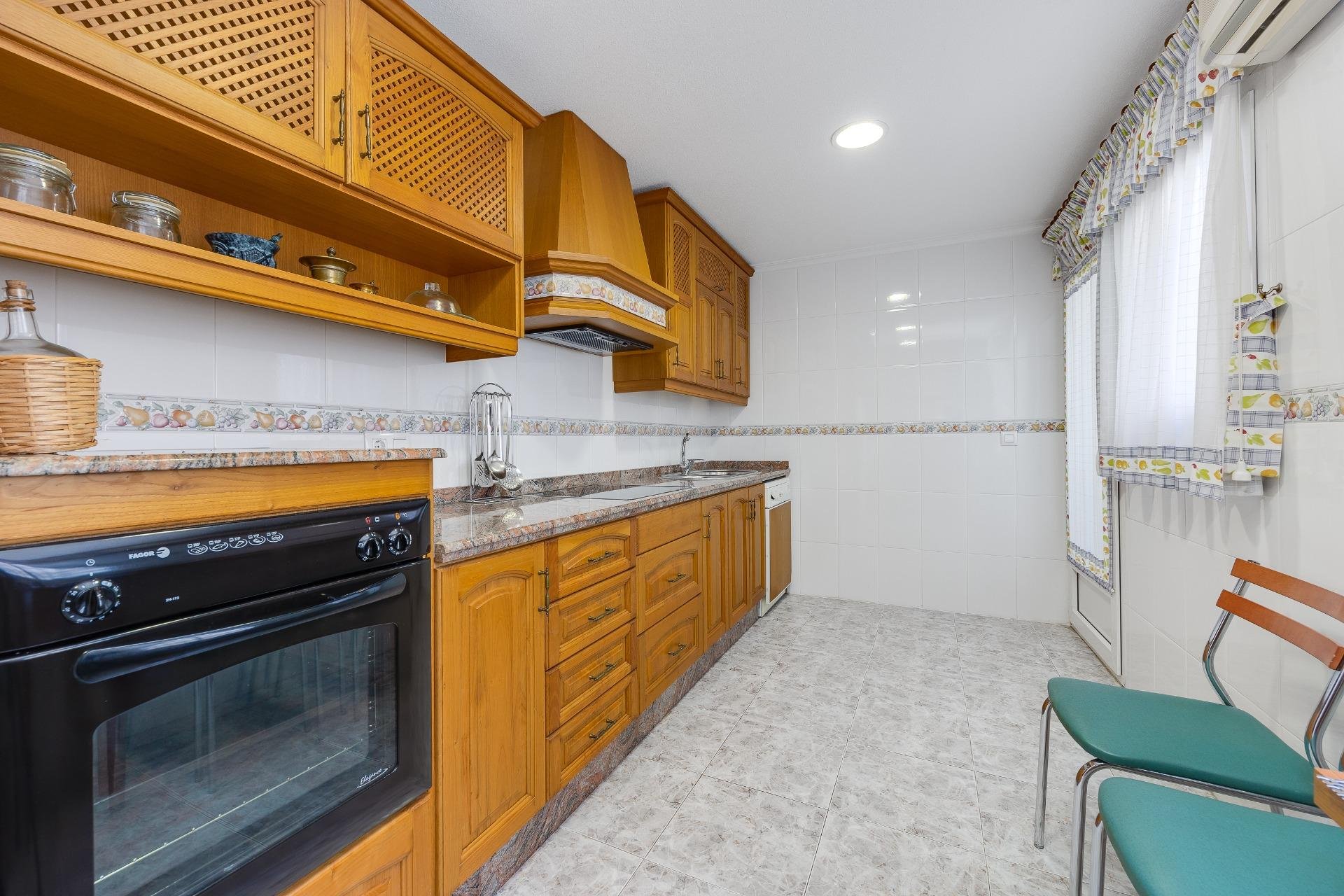 Wiederverkauf - Penthouse -
Torrevieja - Paseo Maritimo