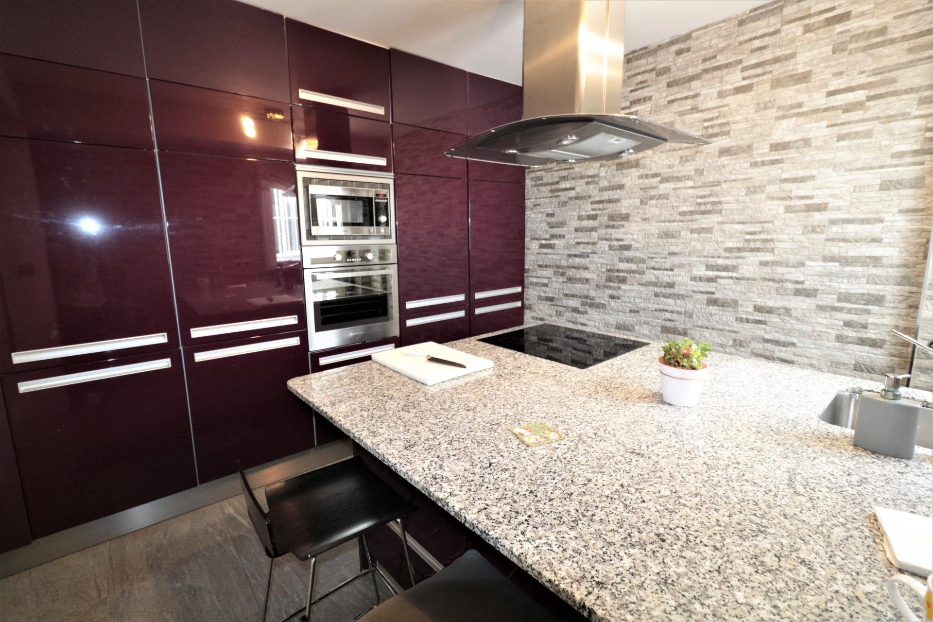 Wiederverkauf - Penthouse -
Torrevieja - Playa De Los Naufragos