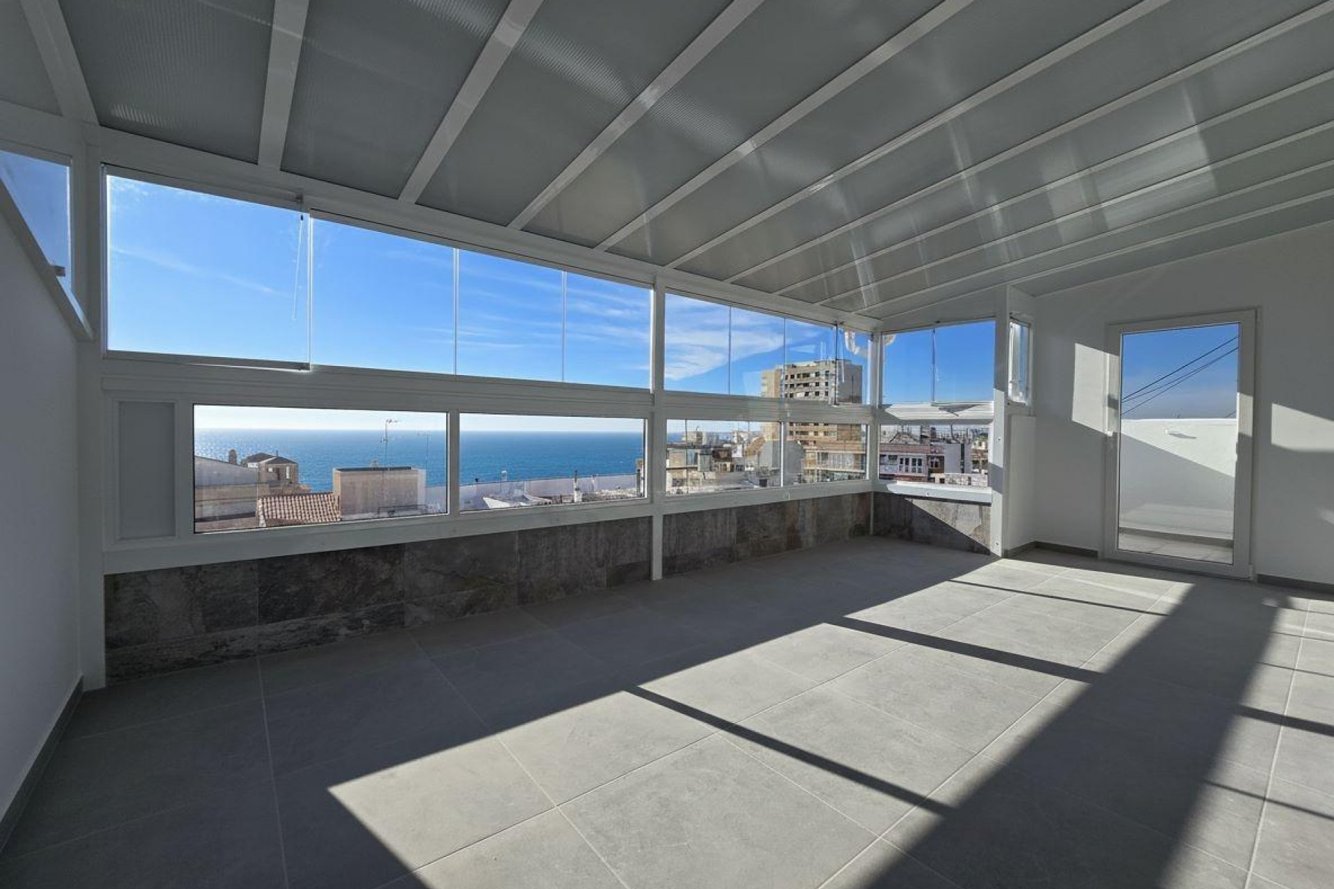 Wiederverkauf - Penthouse -
Torrevieja - Playa del Cura